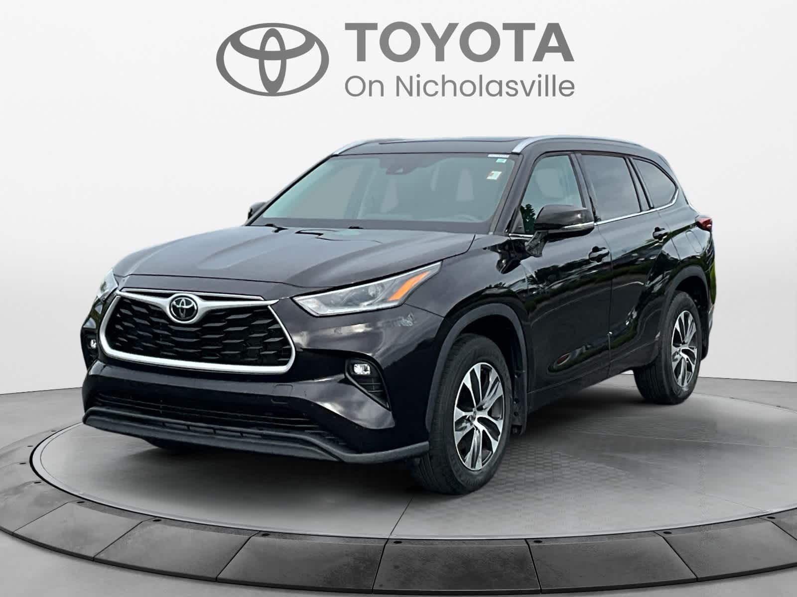 2021 Toyota Highlander XLE 4x4 V6's photo