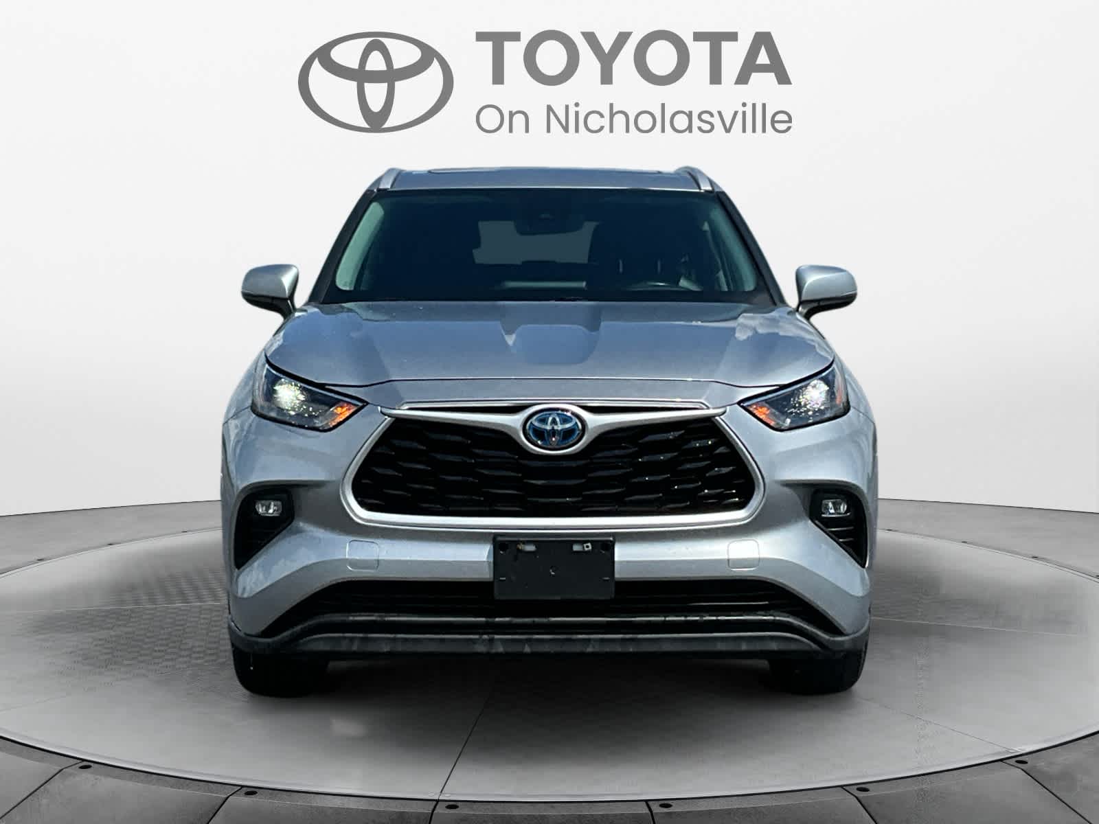 Used 2023 Toyota Highlander SUV