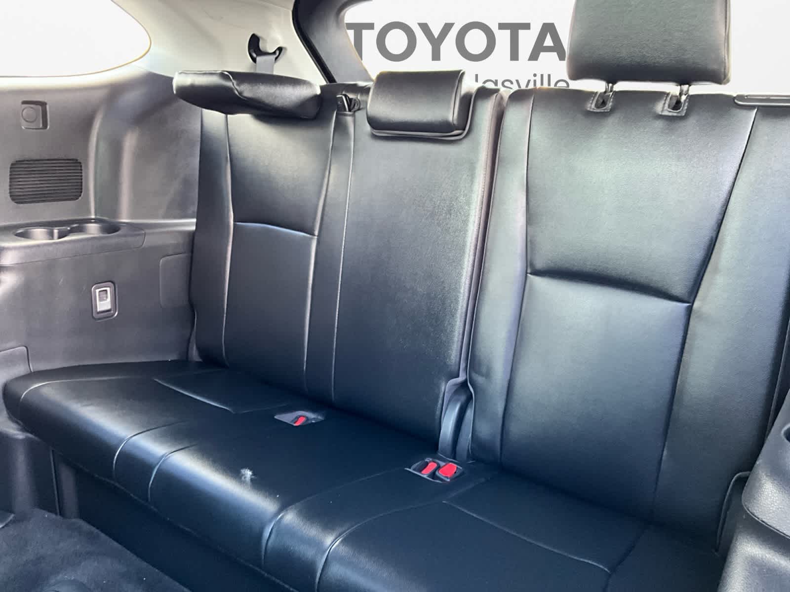 Used 2023 Toyota Highlander SUV