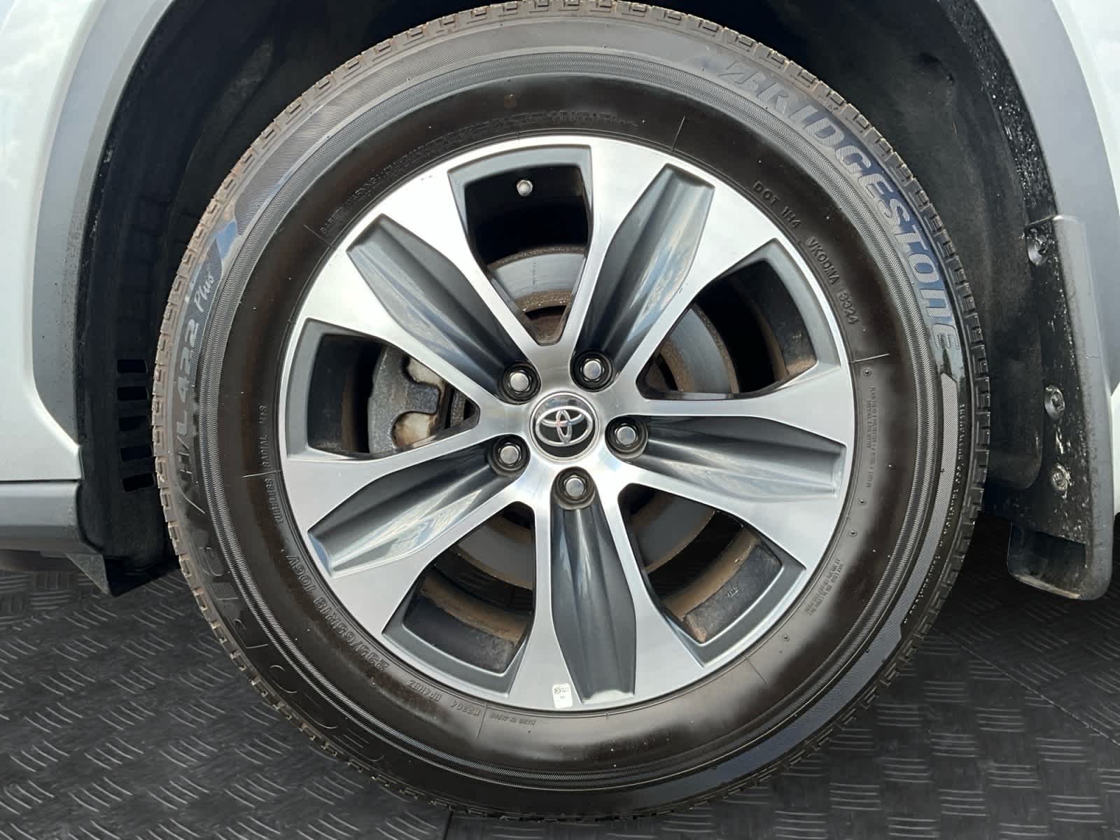 Used 2023 Toyota Highlander SUV