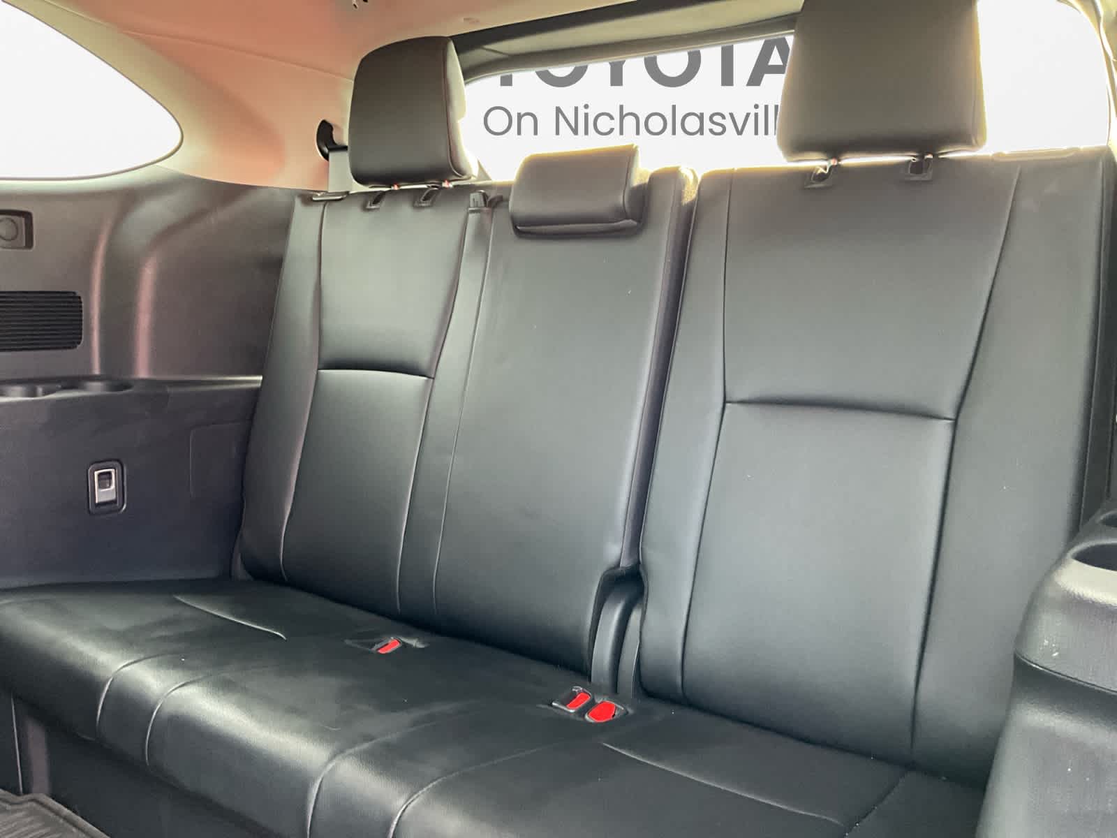 Used 2024 Toyota Highlander SUV