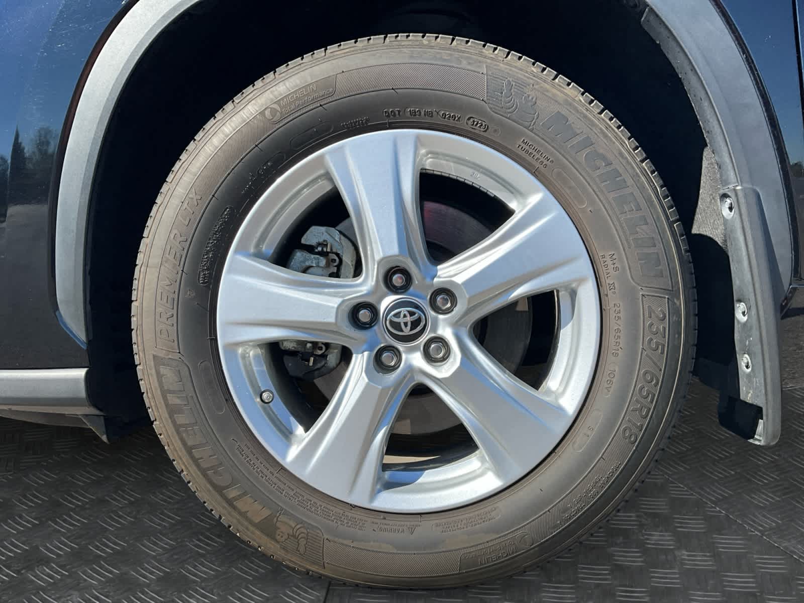 Used 2023 Toyota Highlander SUV
