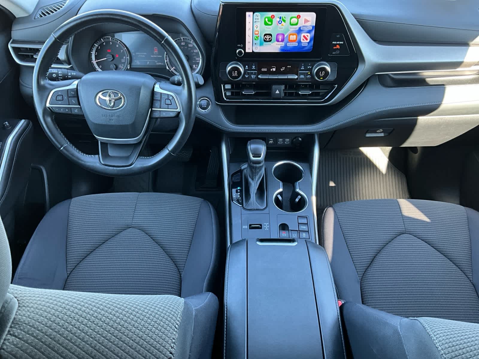 Used 2023 Toyota Highlander SUV