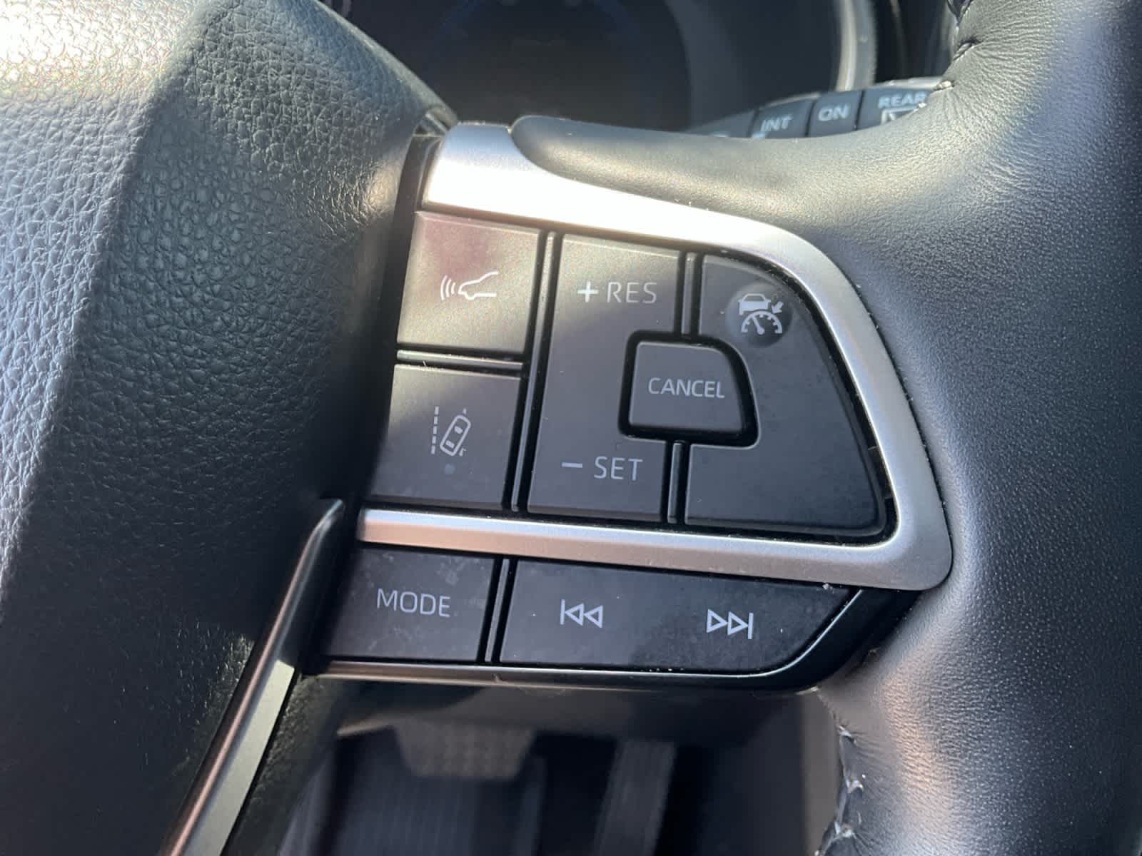 Used 2023 Toyota Highlander SUV