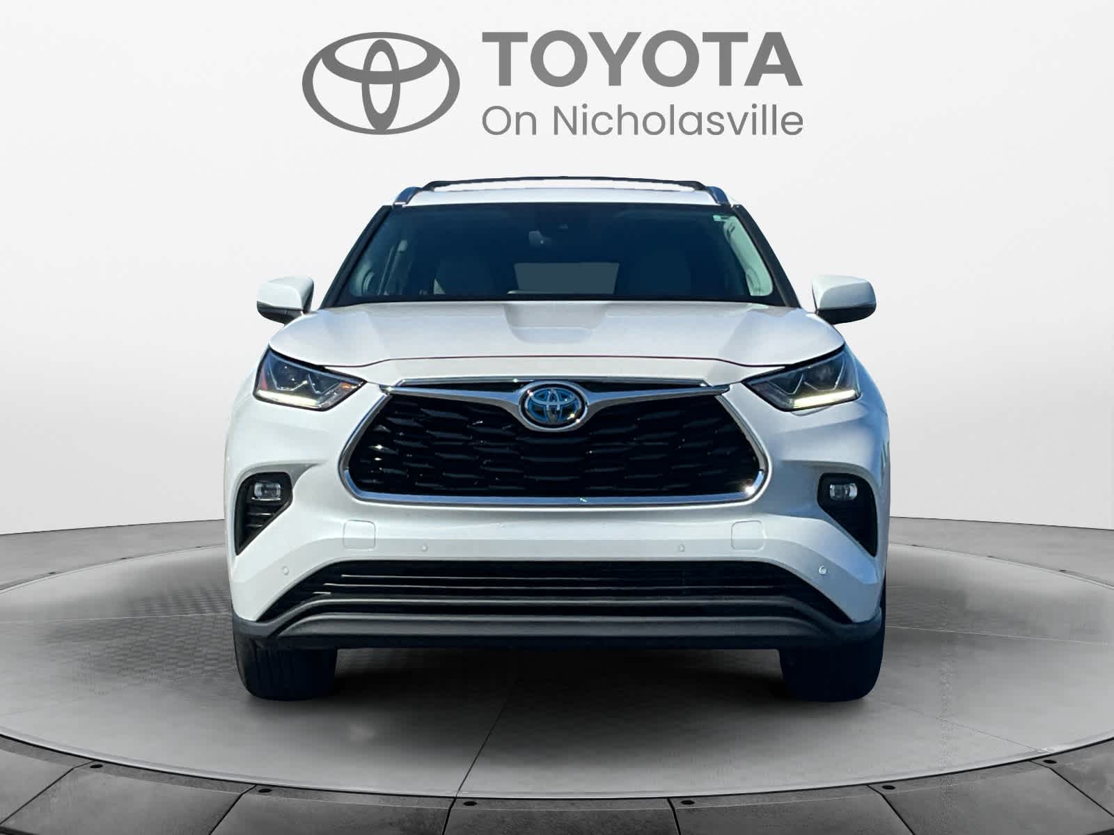 Used 2023 Toyota Highlander SUV