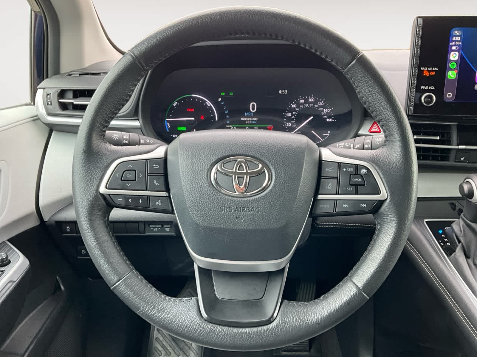 Used 2025 Toyota Sienna Van