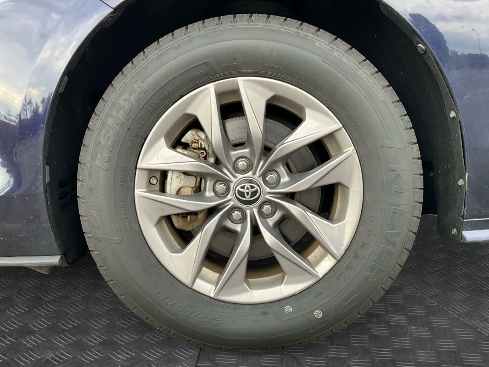 Used 2025 Toyota Sienna Van