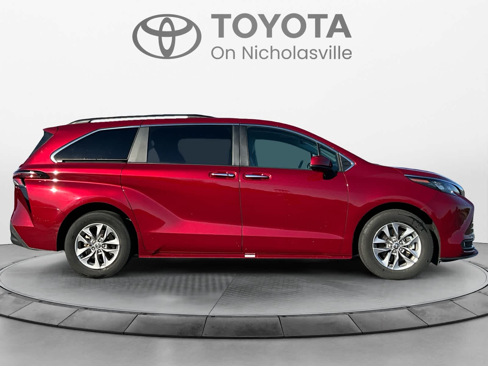 Used 2025 Toyota Sienna Van