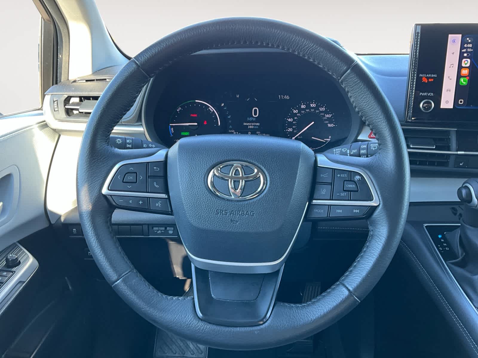 Used 2025 Toyota Sienna Van