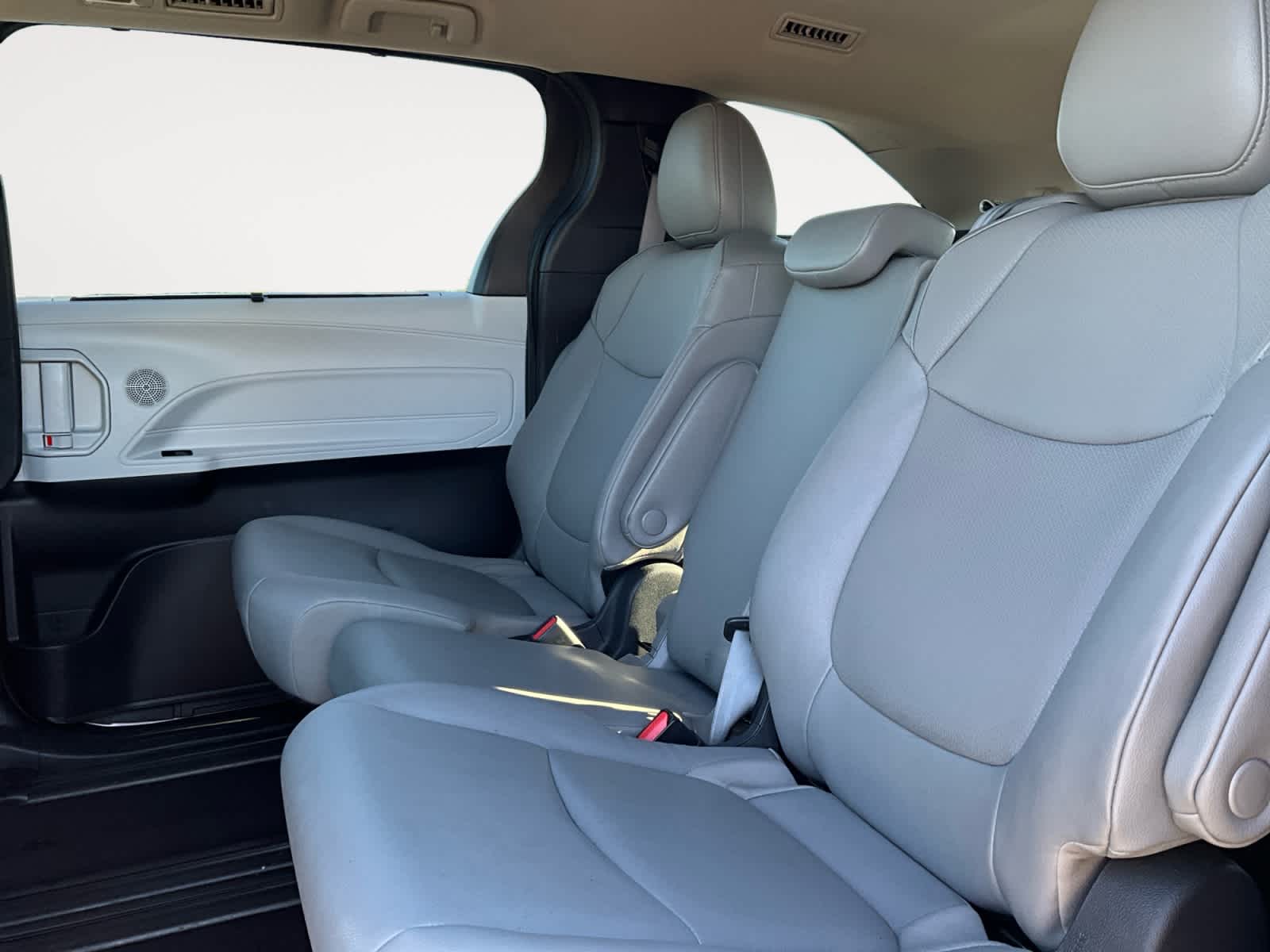 Used 2025 Toyota Sienna Van