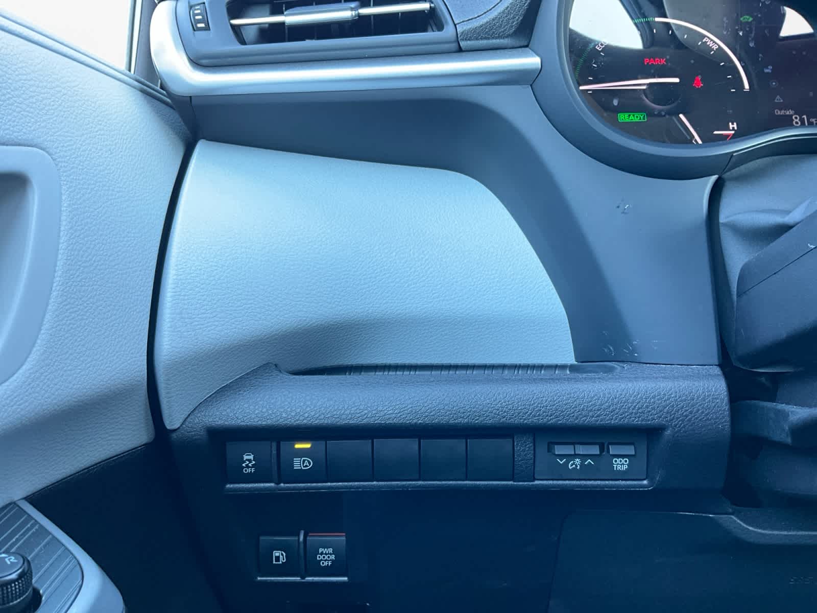 Used 2025 Toyota Sienna Van