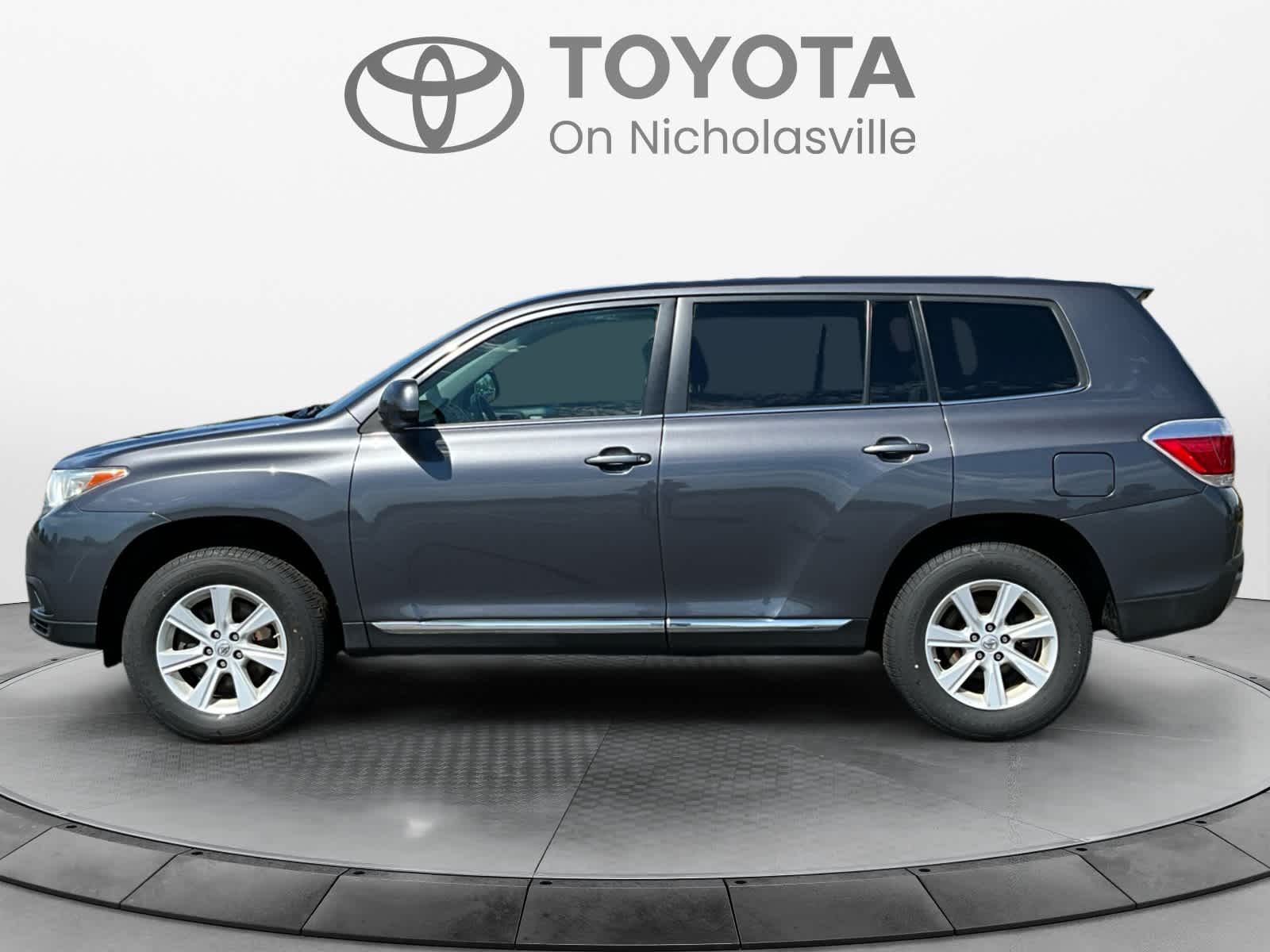 Used 2013 Toyota Highlander  with VIN 5TDZA3EH0DS033152 for sale in Nicholasville, KY