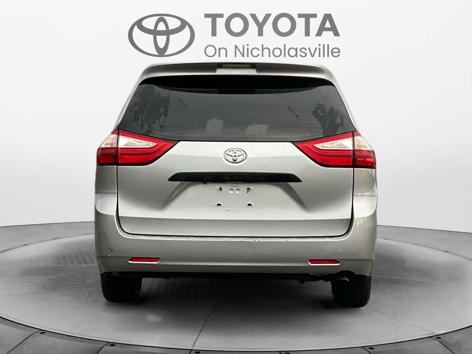Used 2016 Toyota Sienna Van