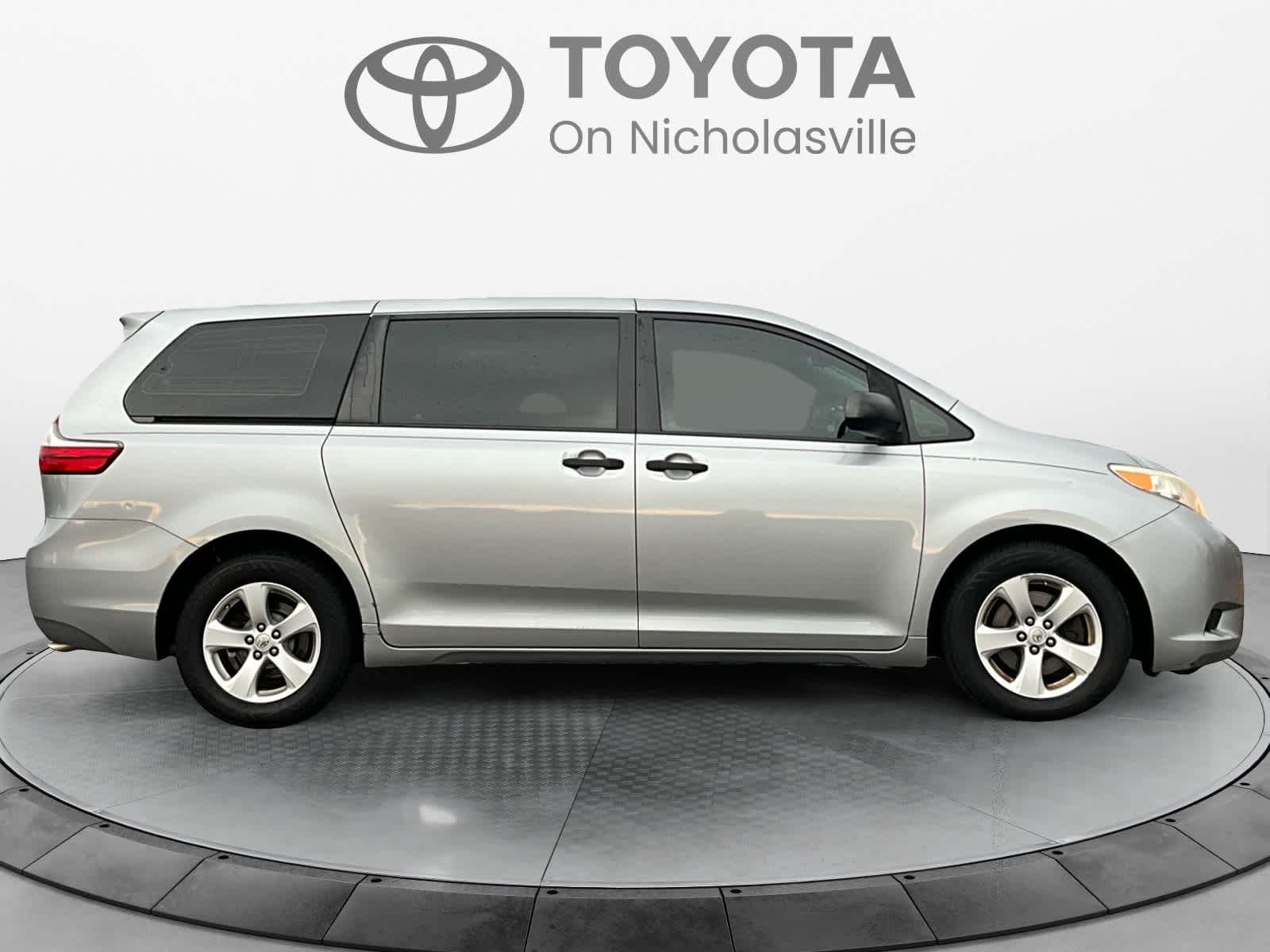 Used 2016 Toyota Sienna Van