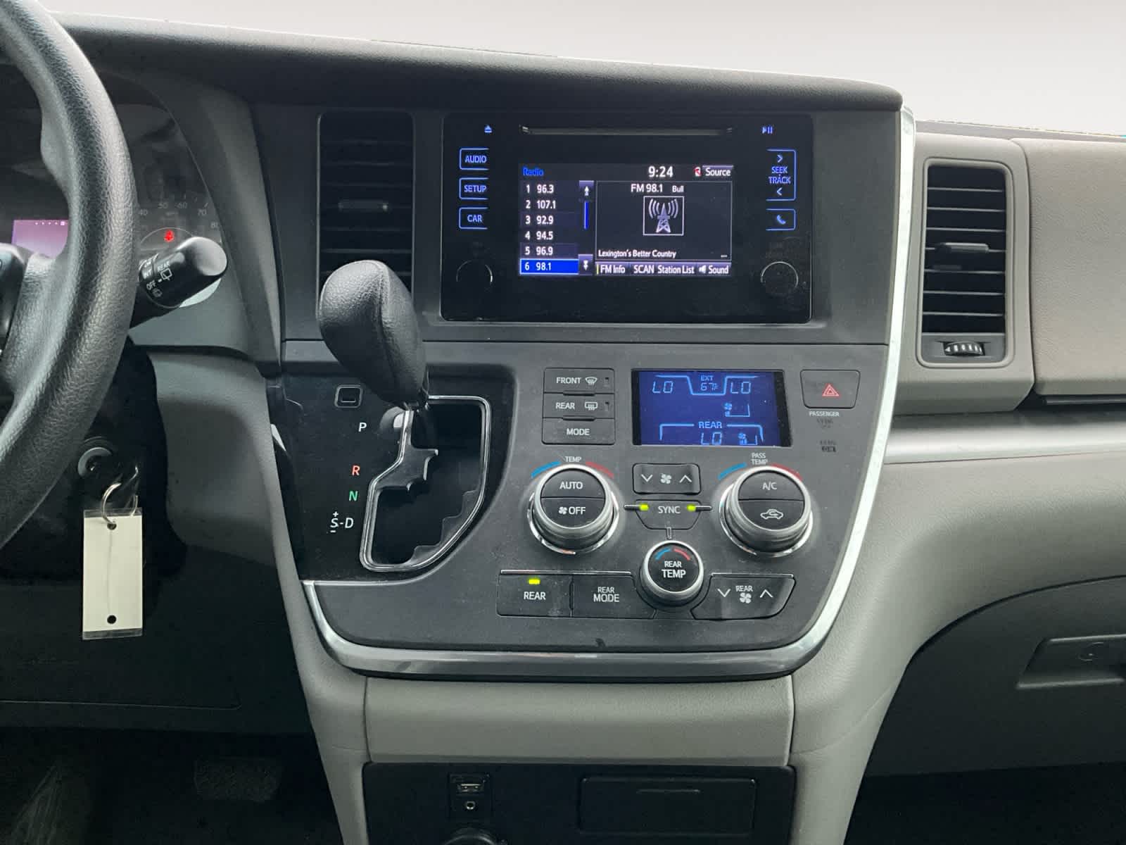 Used 2016 Toyota Sienna Van