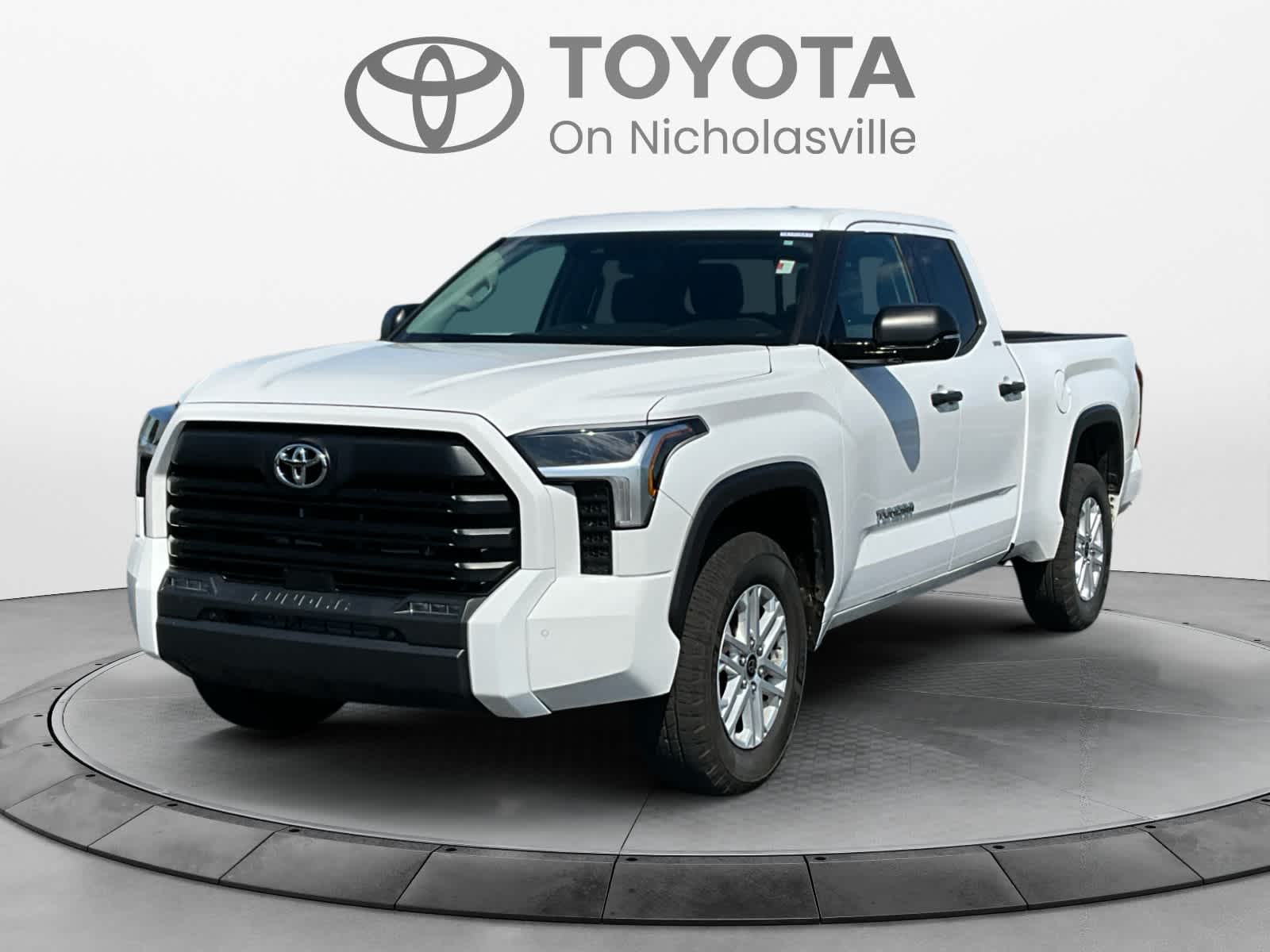 White 2022 Toyota Tundra SR5 Double Cab 4WD Pickup Truck Four-Wheel Drive Automatic