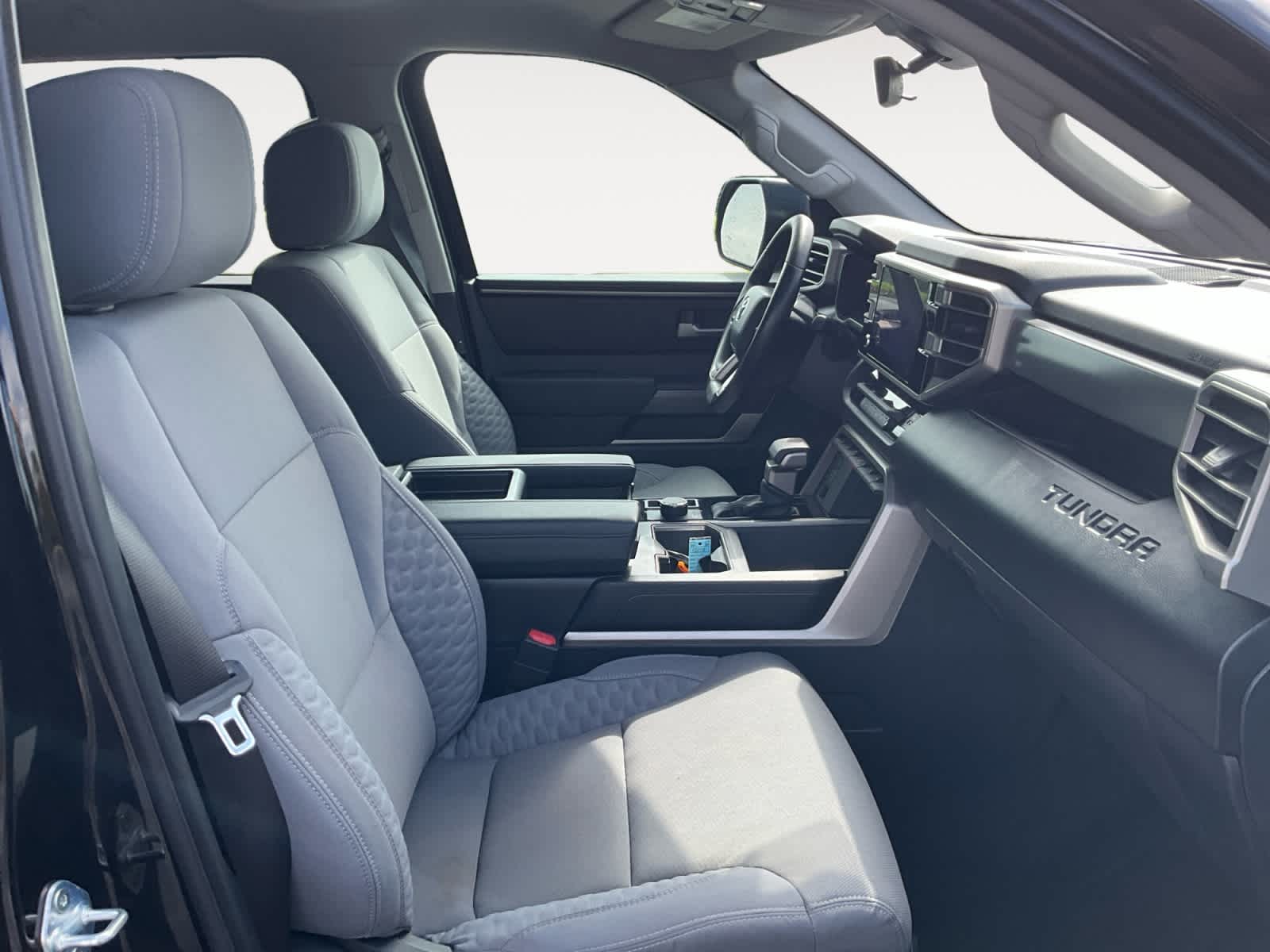 2024 Toyota Tundra SR5 - Photo 15