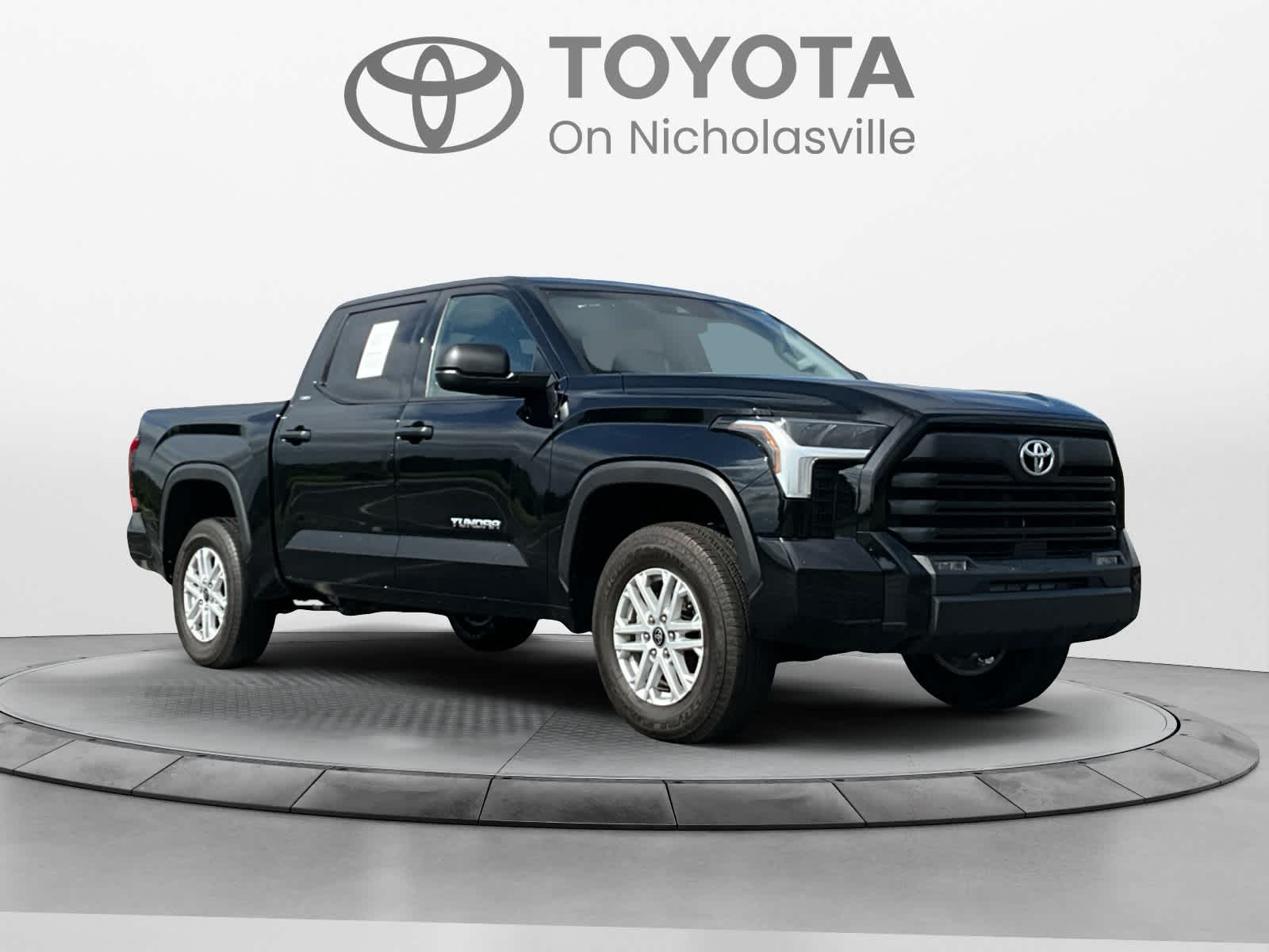 2024 Toyota Tundra SR5 - Photo 7