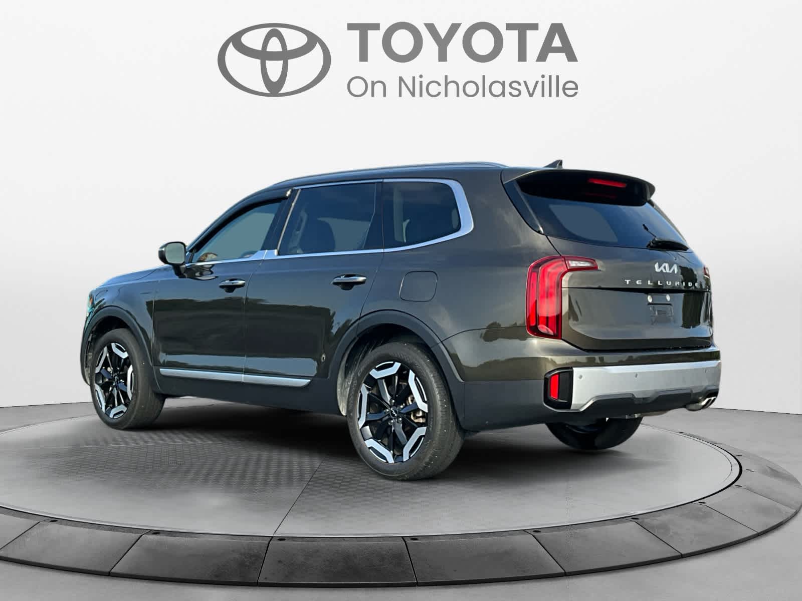 Used 2024 Kia Telluride SUV