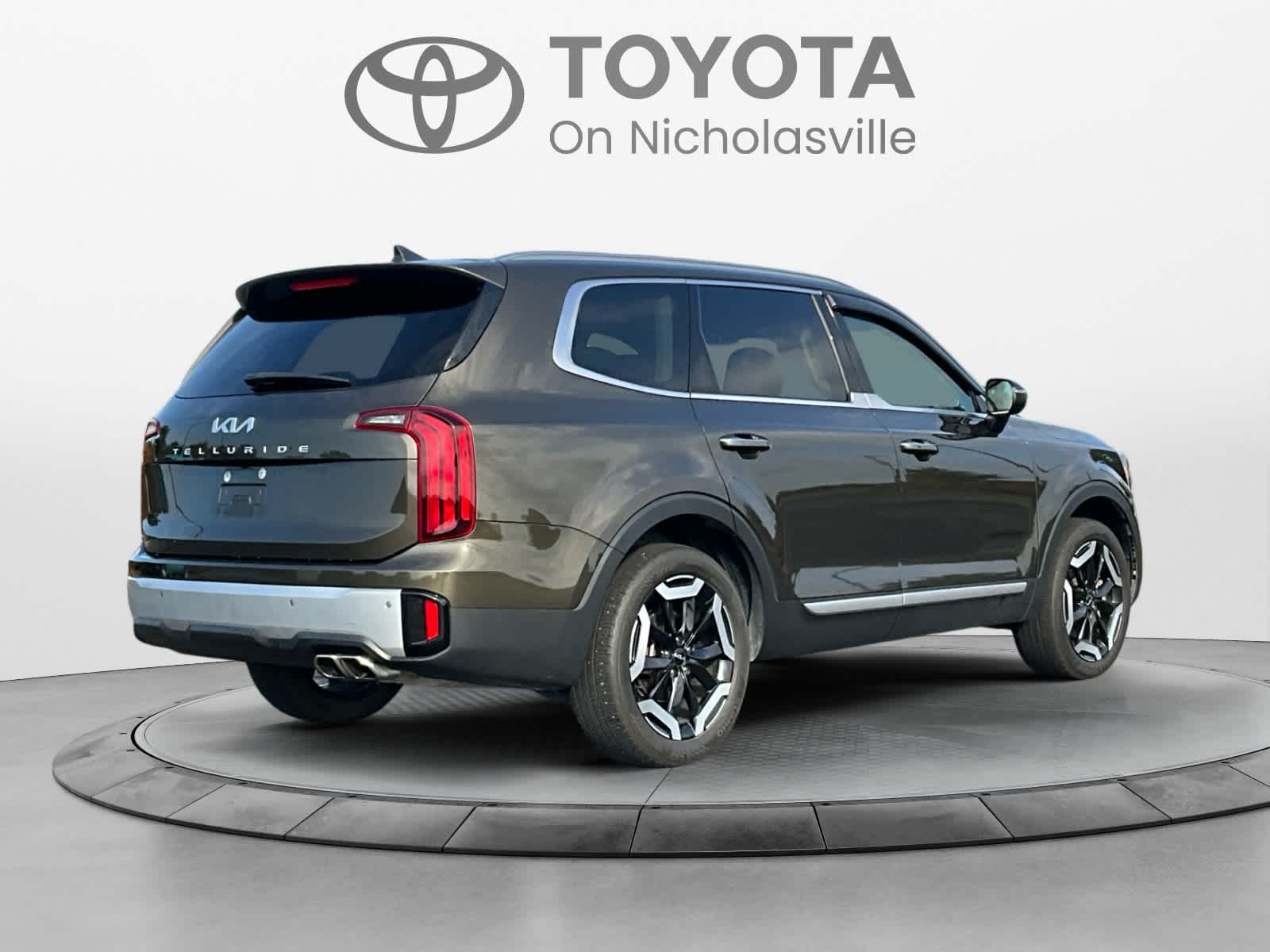 Used 2024 Kia Telluride SUV