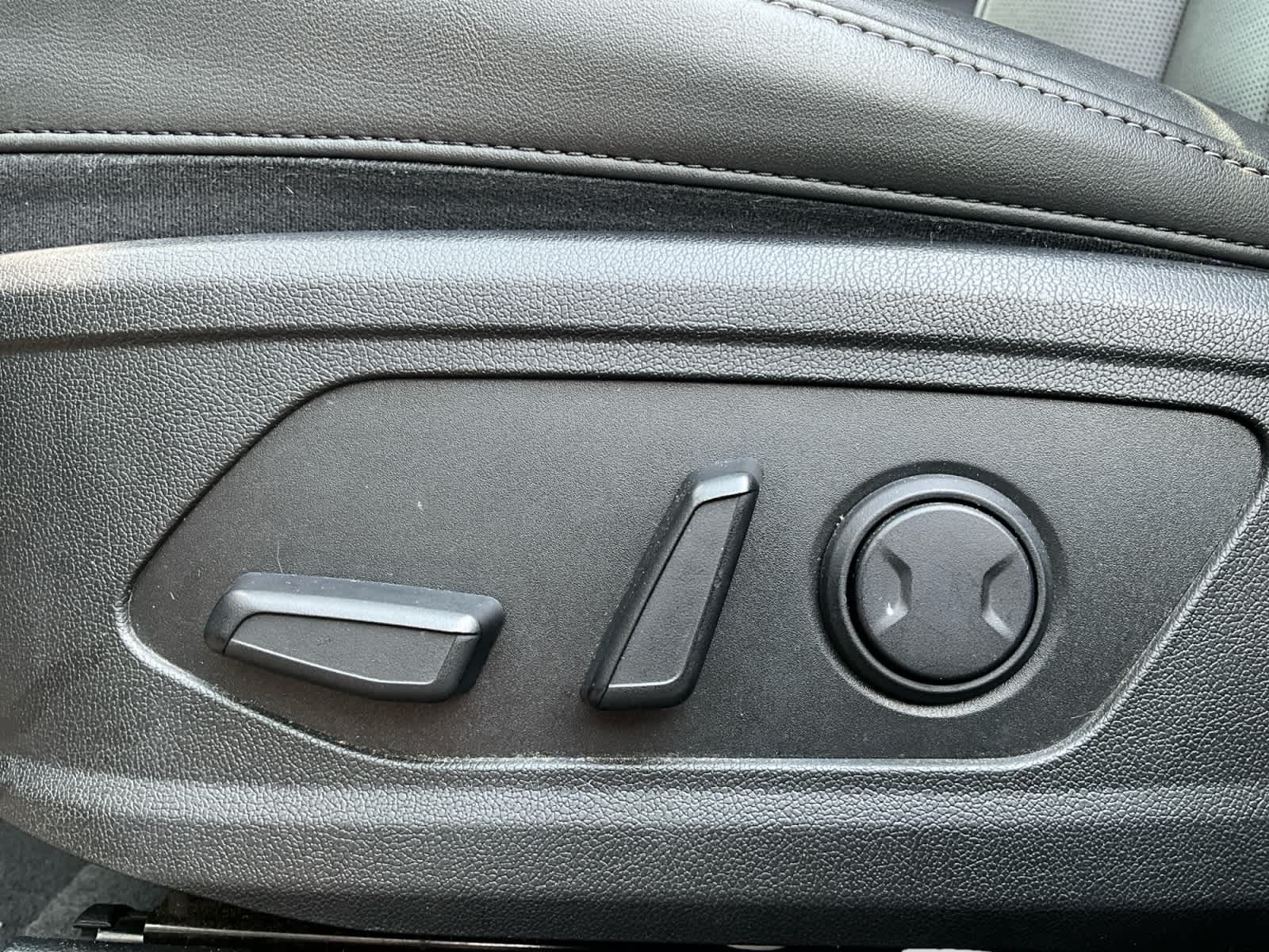 Used 2024 Kia Sorento SUV