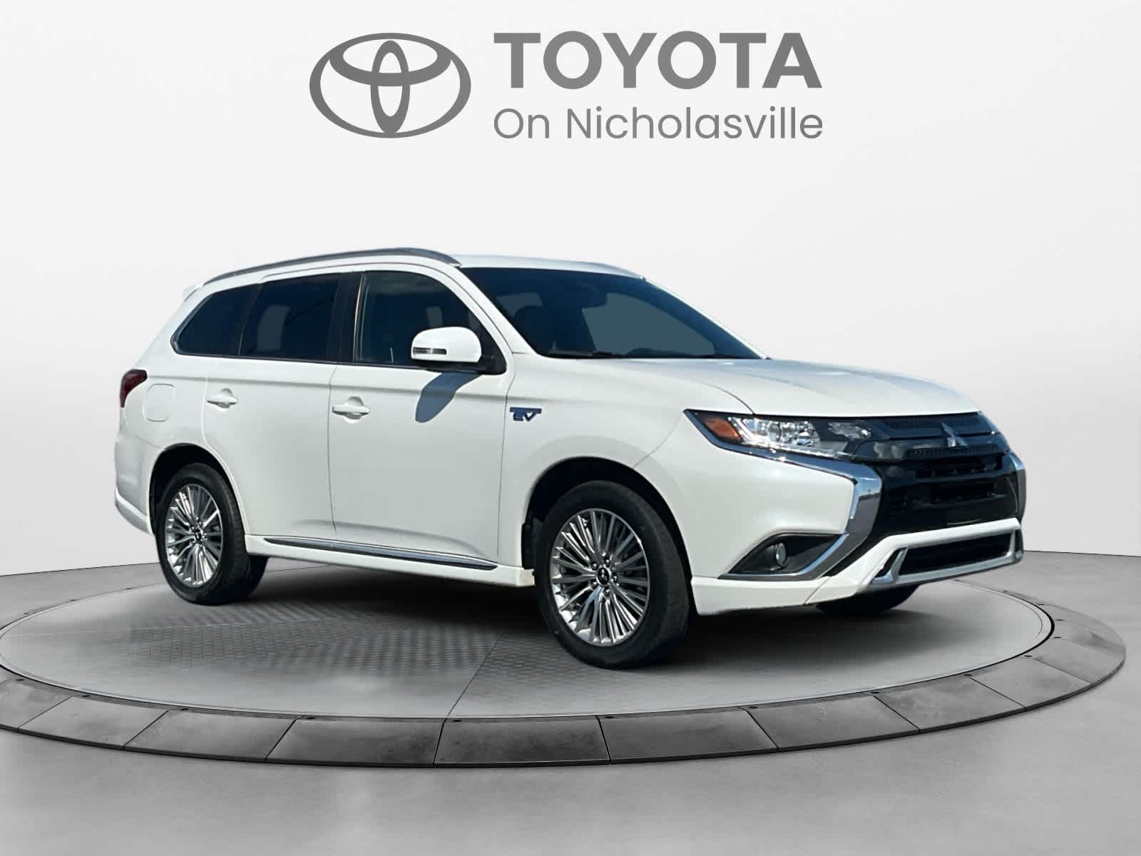 Used 2022 Mitsubishi Outlander PHEV SUV