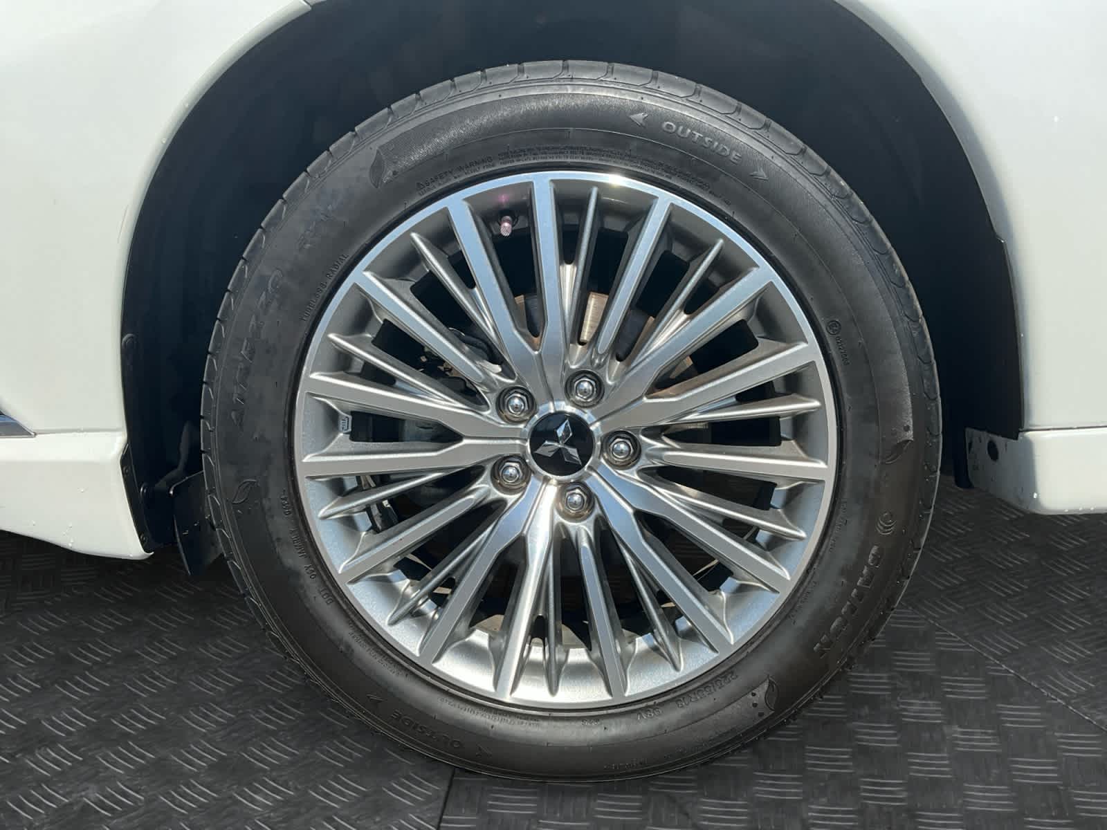 Used 2022 Mitsubishi Outlander PHEV SUV