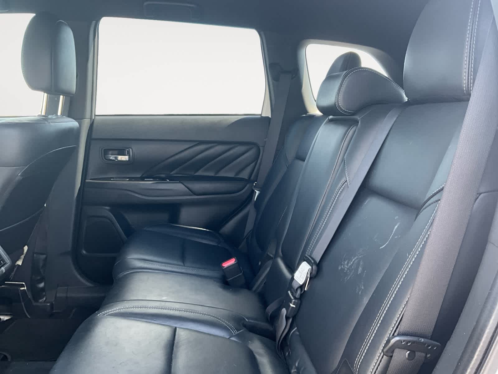 Used 2022 Mitsubishi Outlander PHEV SUV