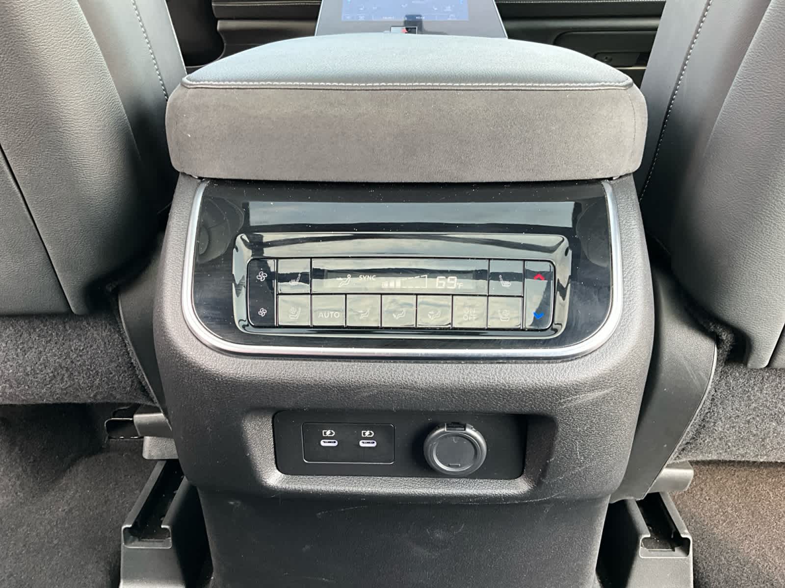Used 2025 Infiniti QX80 SUV