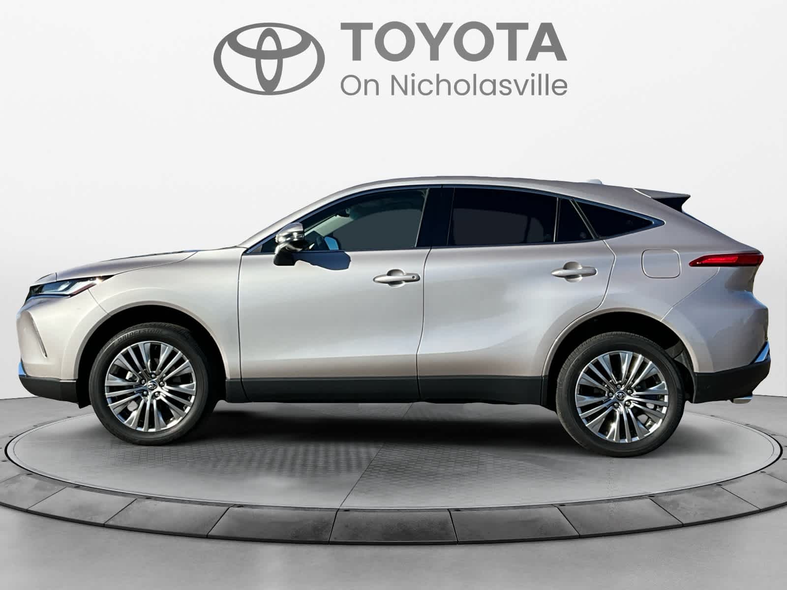 Used 2024 Toyota Venza SUV
