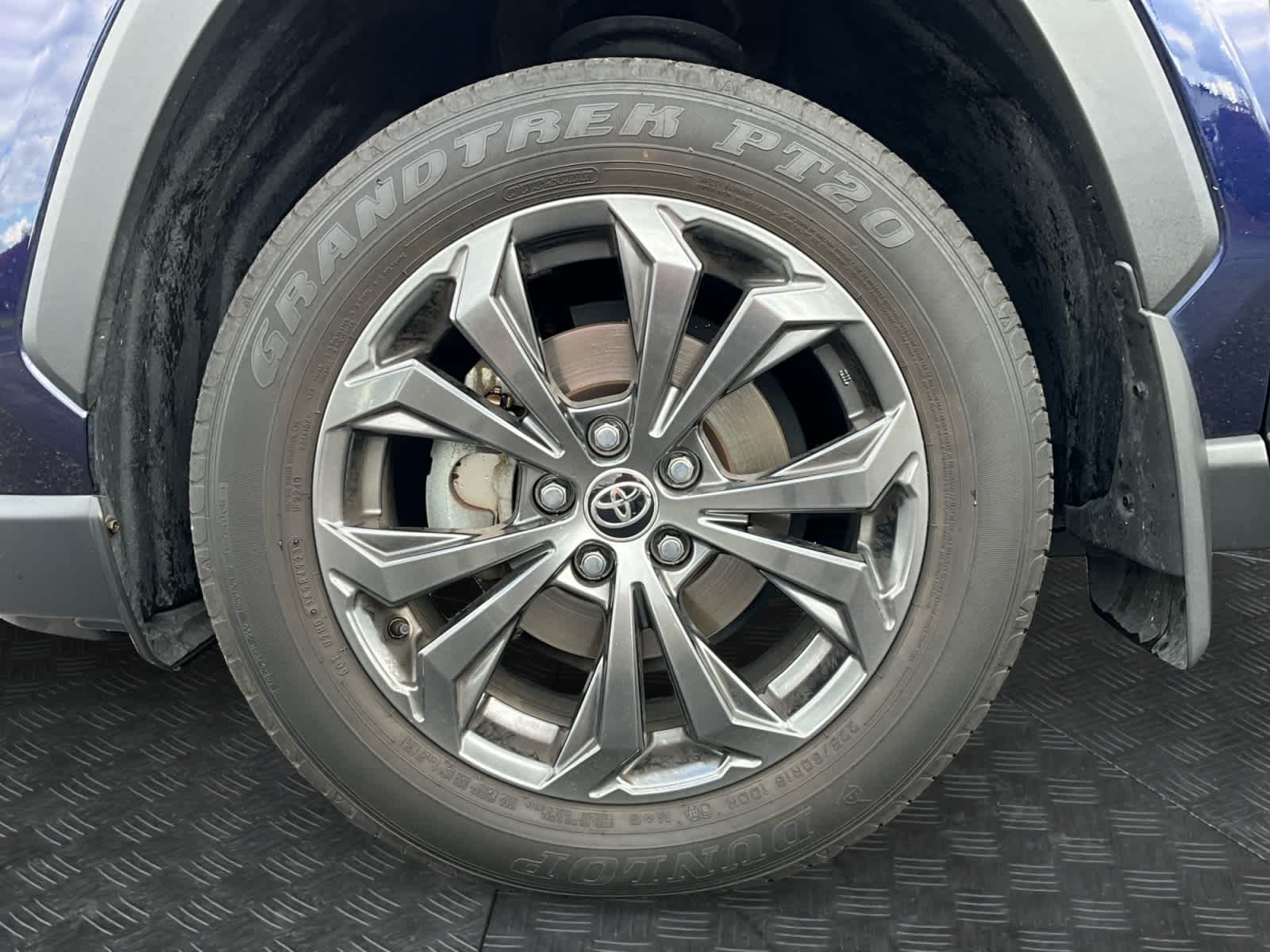 Used 2024 Toyota RAV4 SUV
