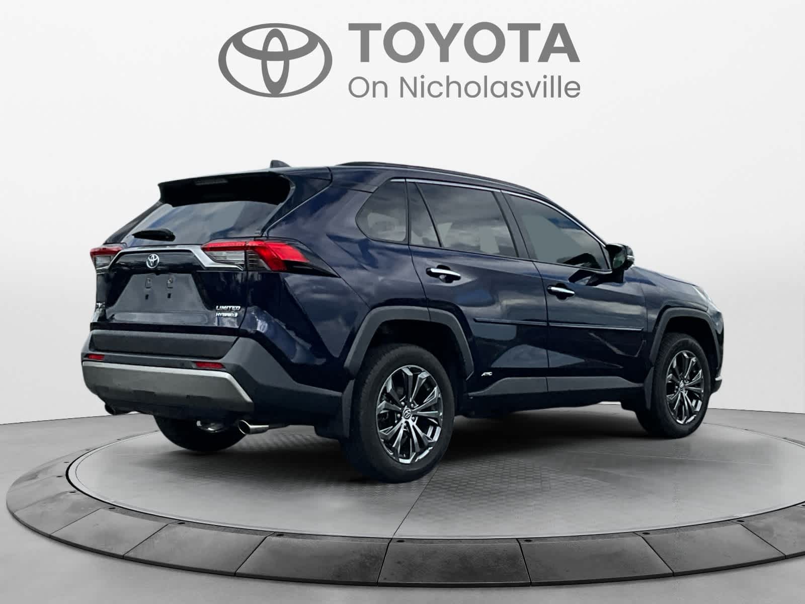 Used 2024 Toyota RAV4 SUV