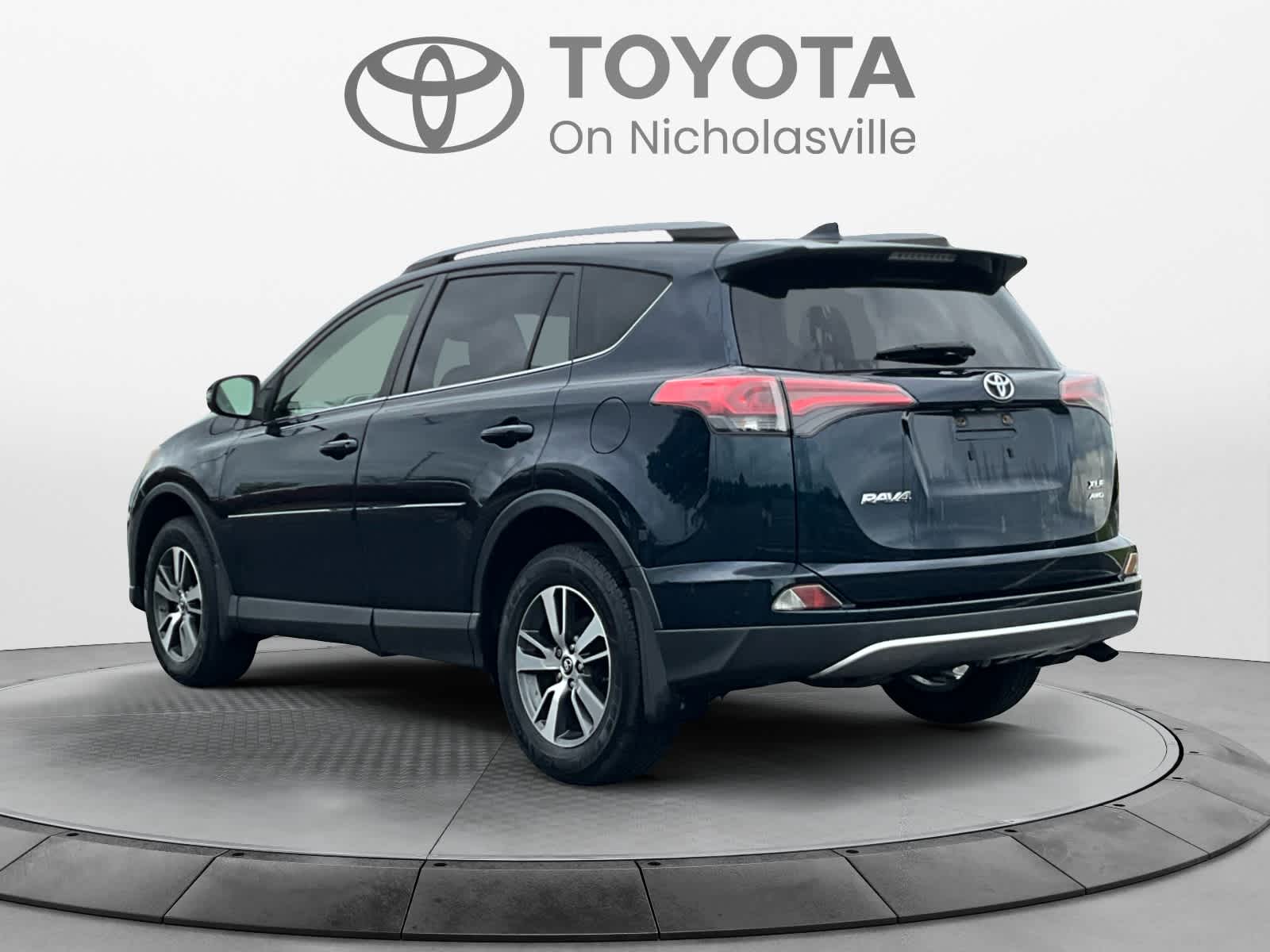 Used 2018 Toyota RAV4 SUV