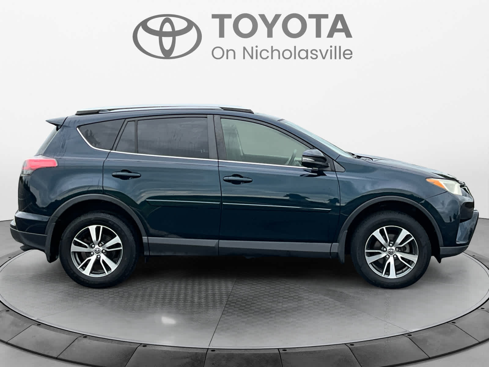 Used 2018 Toyota RAV4 SUV