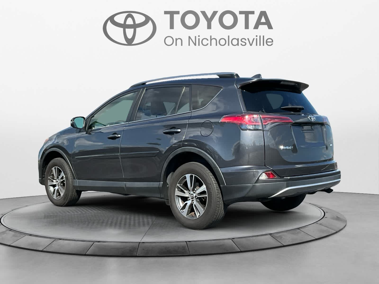 Used 2018 Toyota RAV4 SUV