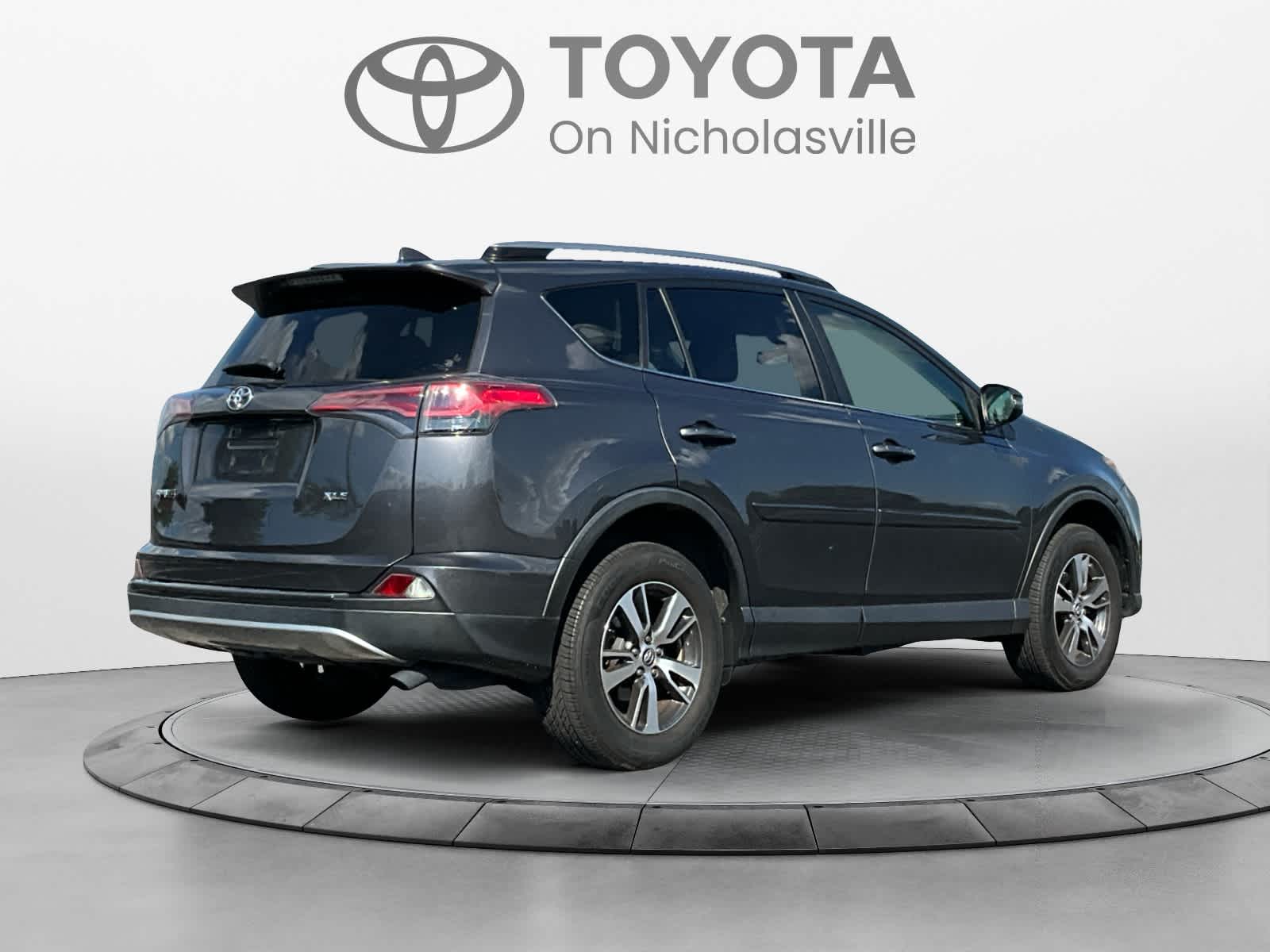 Used 2018 Toyota RAV4 SUV