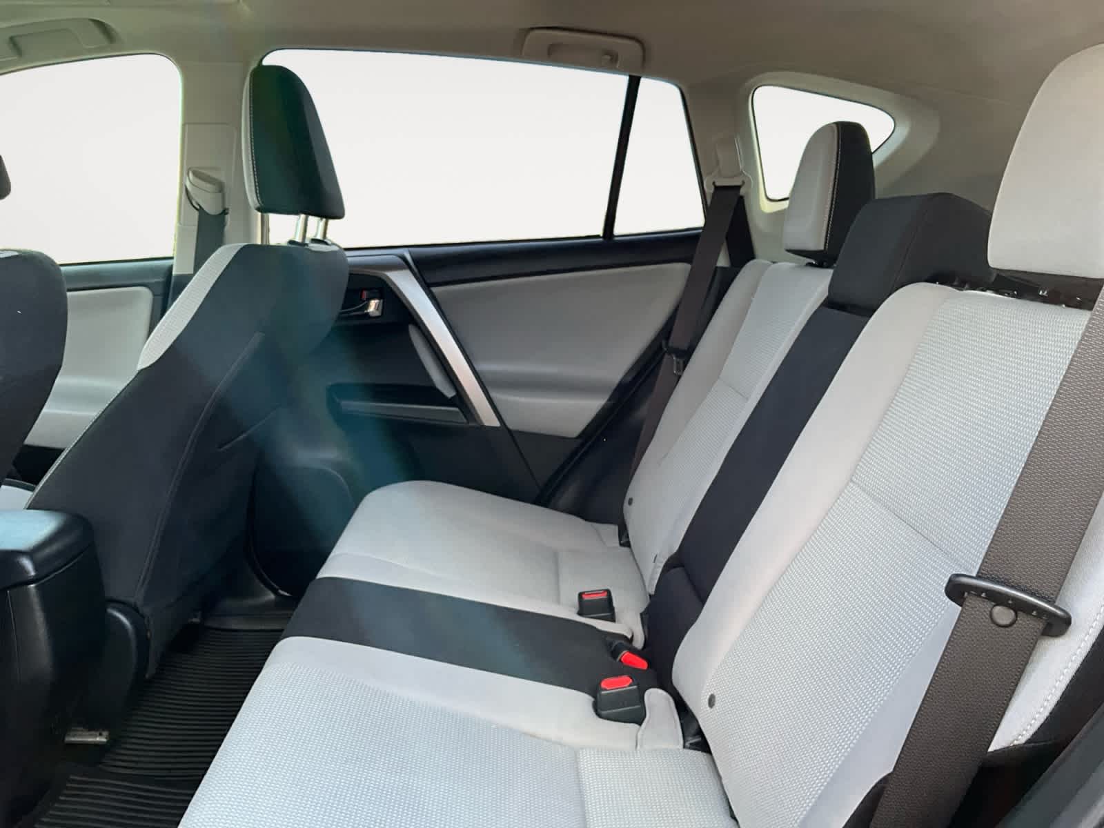Used 2018 Toyota RAV4 SUV
