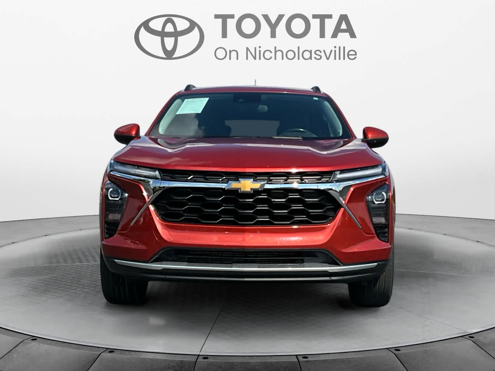 Used 2024 Chevrolet Trax SUV