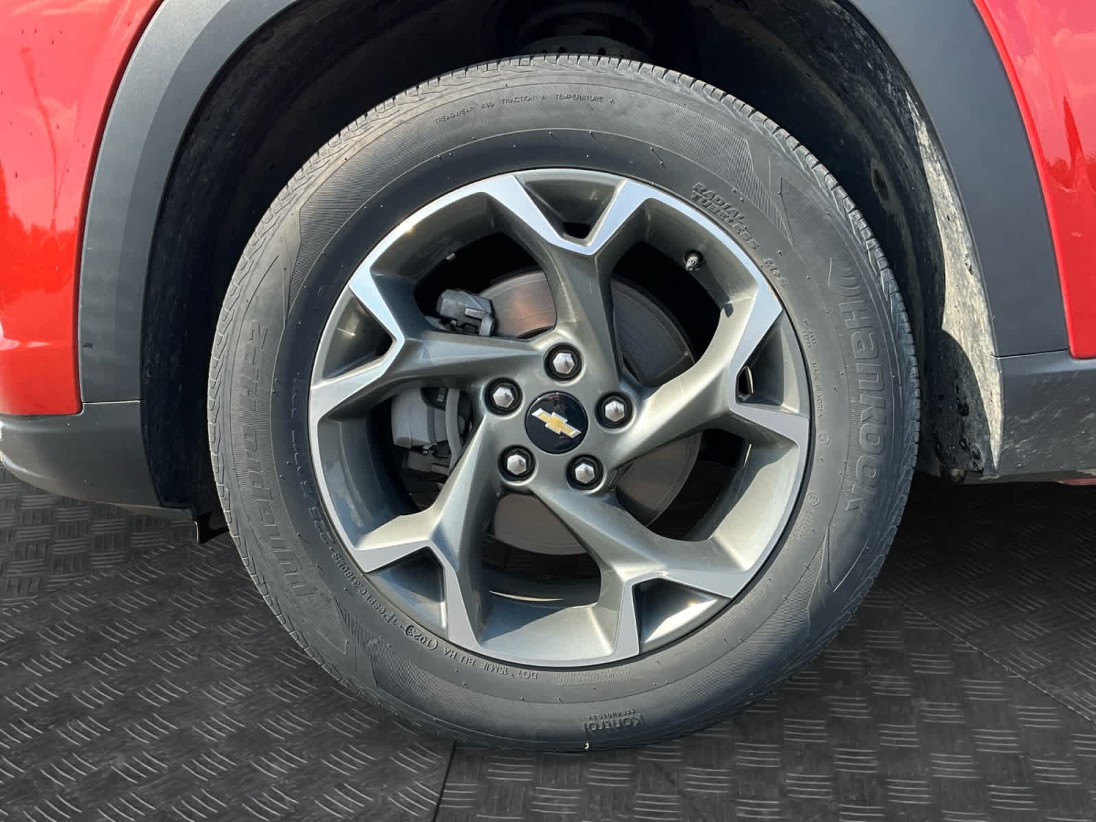 Used 2024 Chevrolet Trax SUV