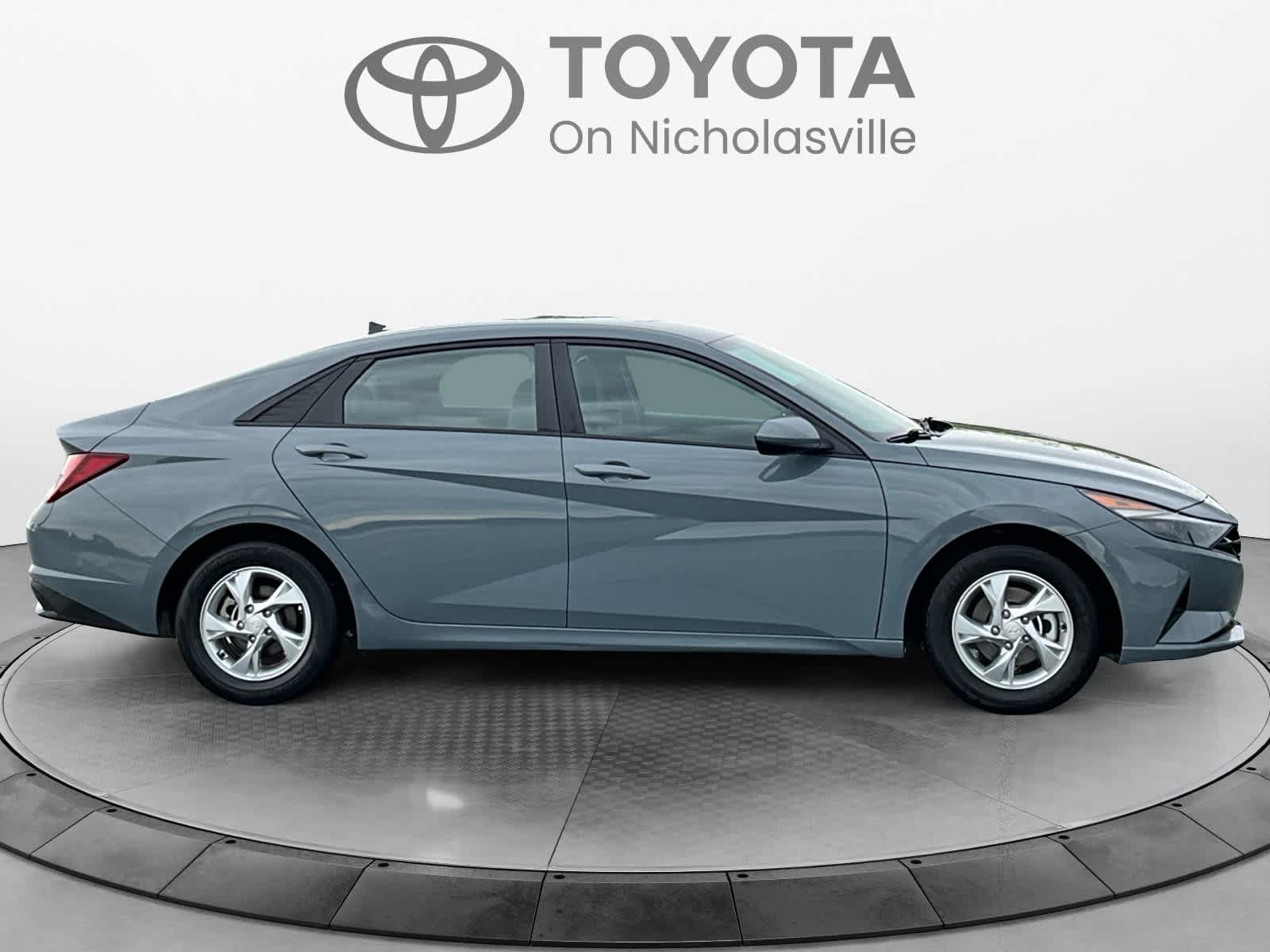 2022 Hyundai Elantra 2.0 SE IVT's photo