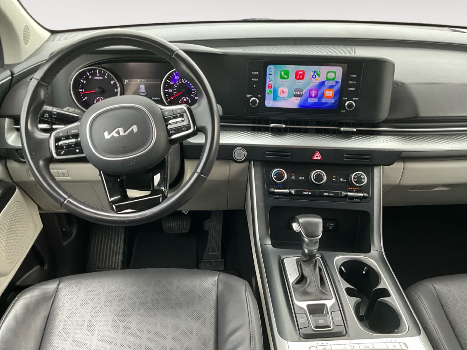 Used 2023 Kia Carnival Van