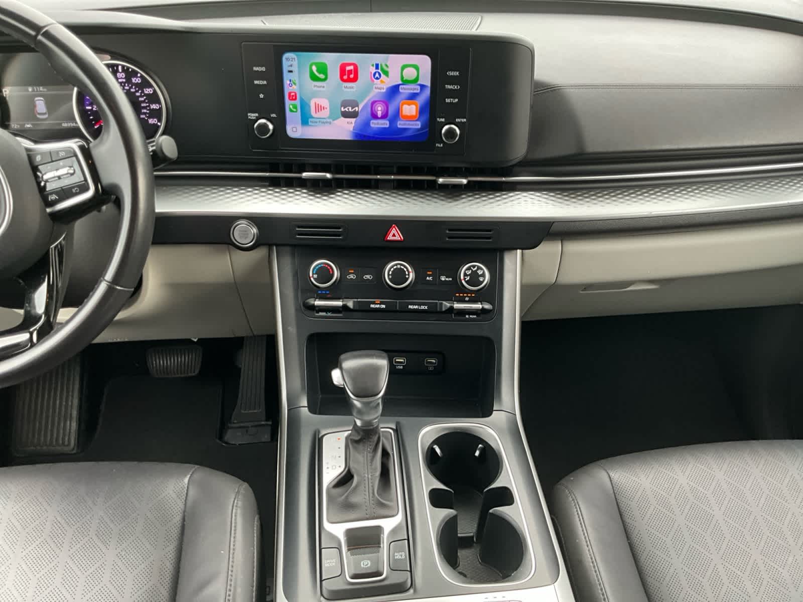 Used 2023 Kia Carnival Van