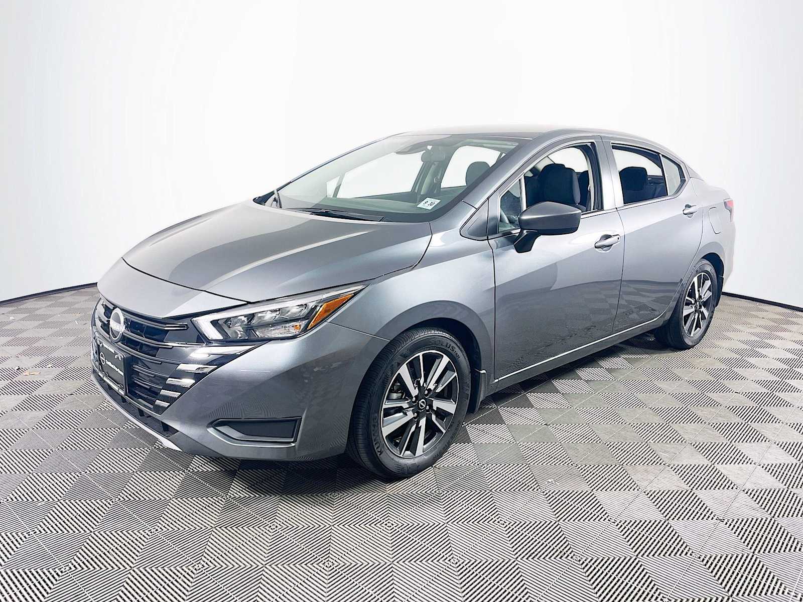 Gray (Gun Metallic) 2025 Nissan Versa SV FWD Sedan Front-Wheel Drive Continuously Variable Transmission