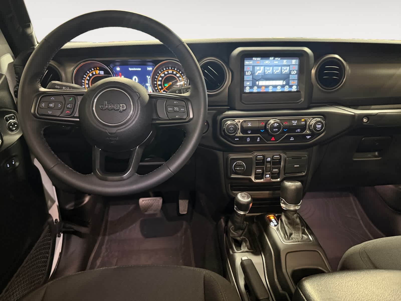 Used 2023 Jeep Gladiator Truck