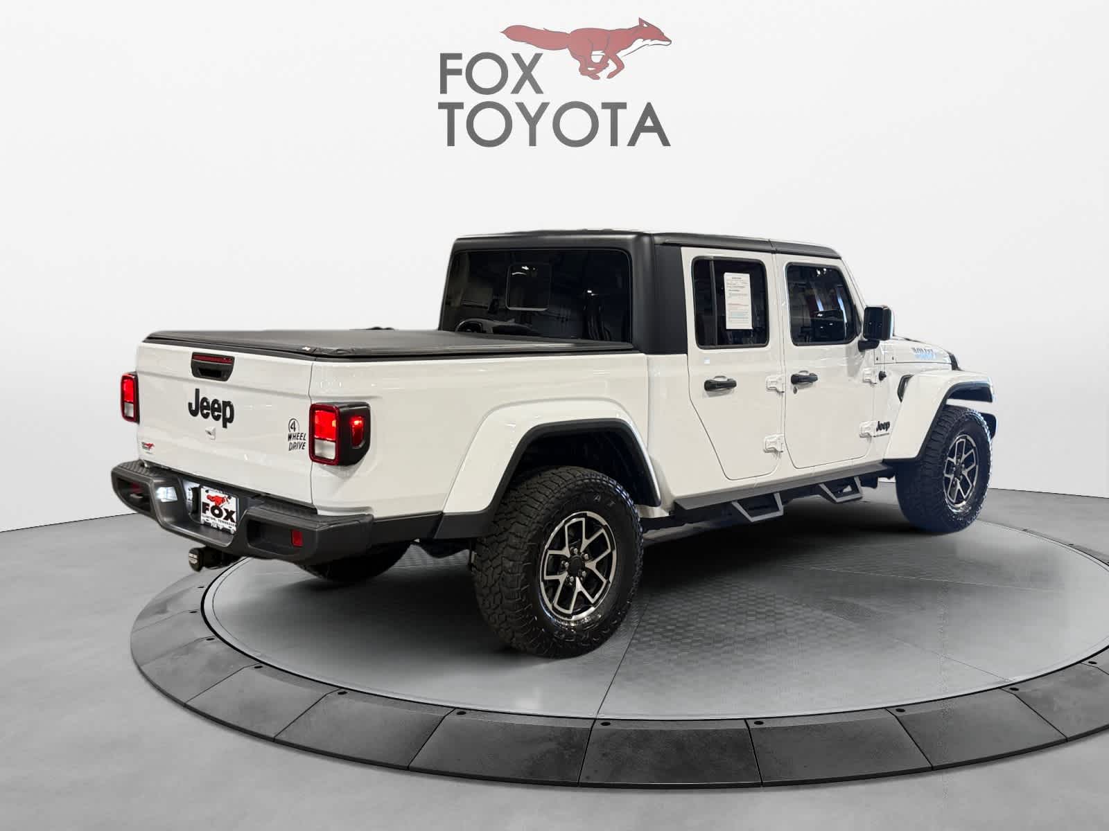 Used 2023 Jeep Gladiator Truck