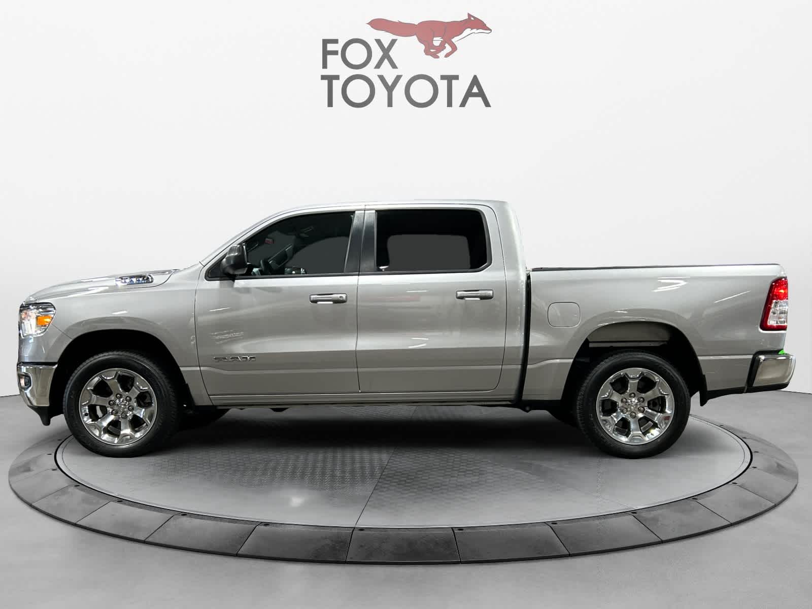 2022 Ram 1500 Big Horn 4x4 Crew Cab 57 Box 3