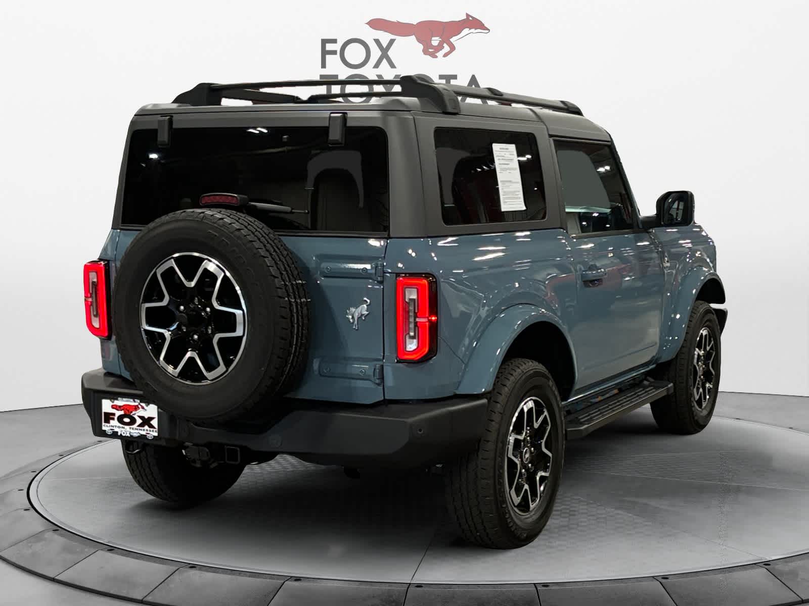 2023 Ford Bronco Outer Banks 7