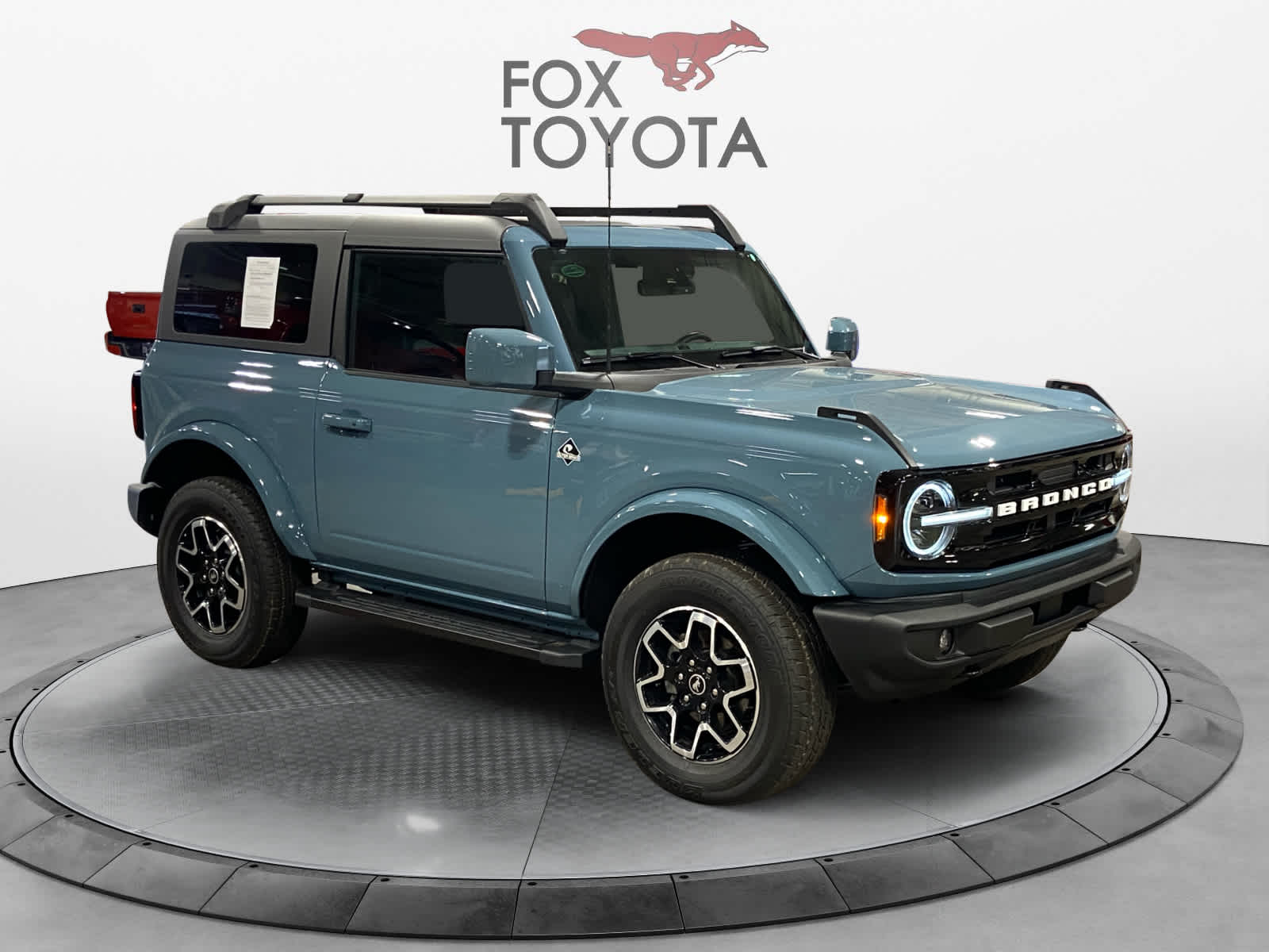 2023 Ford Bronco Outer Banks 9