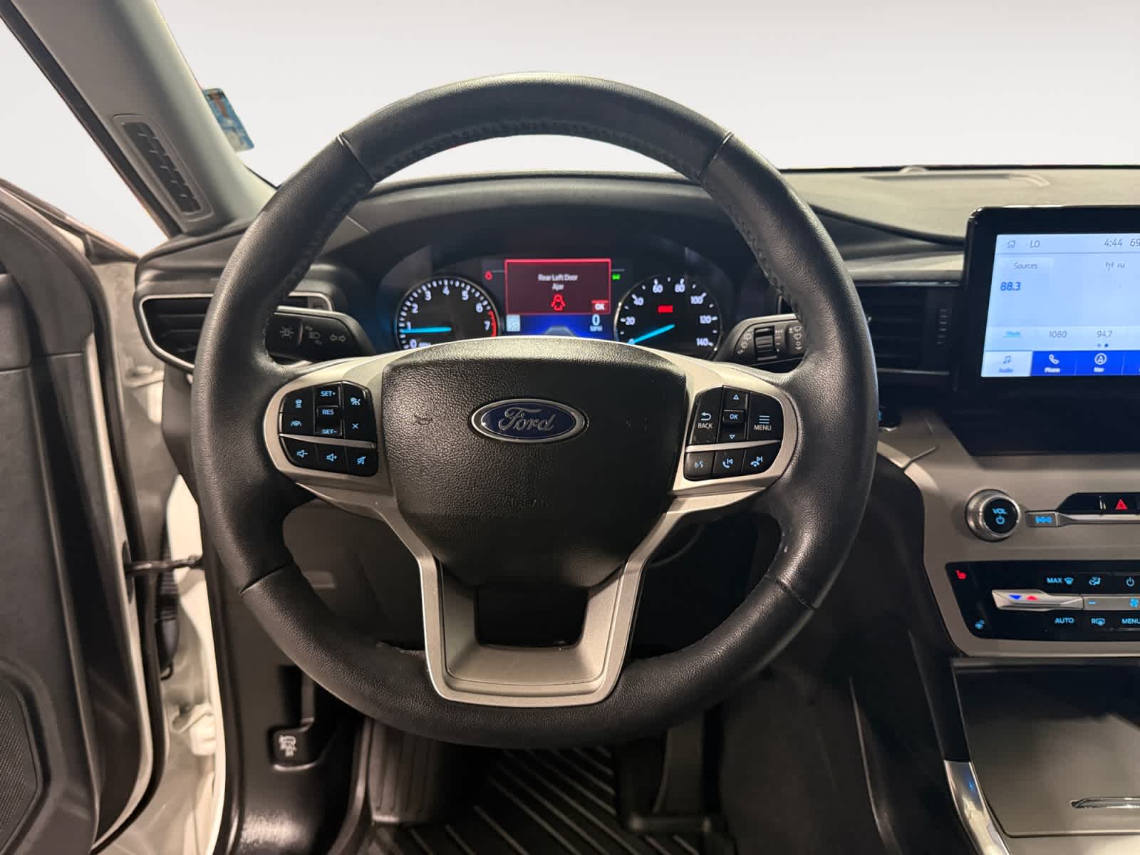 Used 2023 Ford Explorer SUV