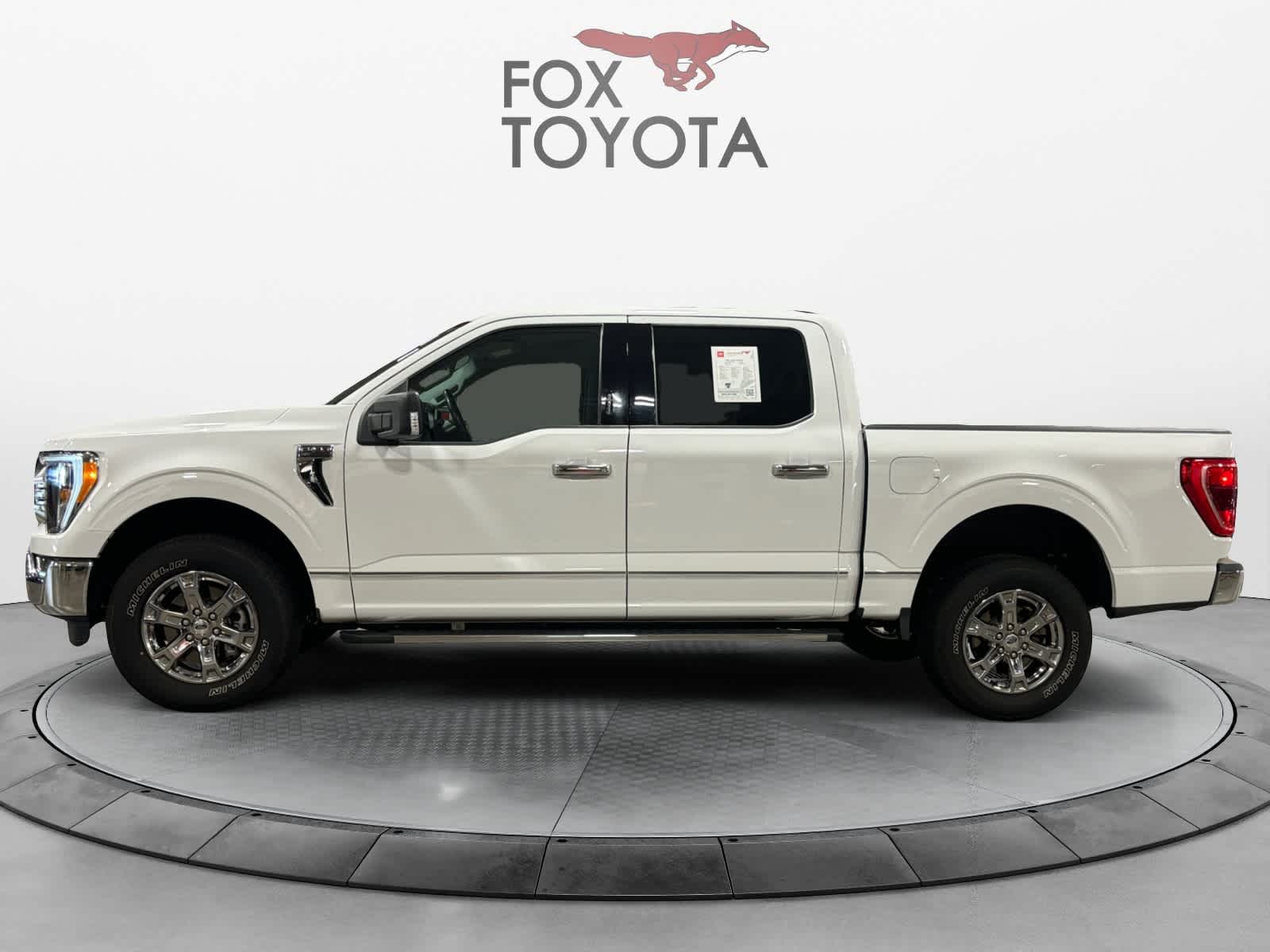 2021 Ford F-150 XLT 4WD SuperCrew 5.5 Box 3